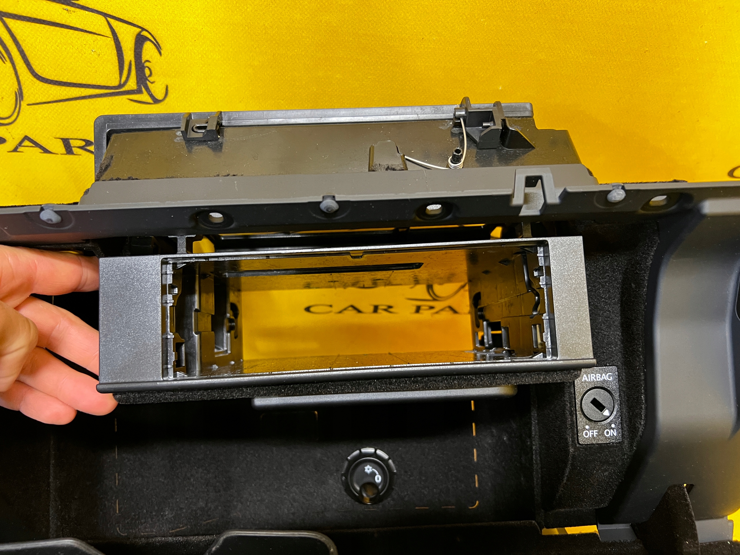 бардачок пассажира vw TOUAREG 7P 7P0 европа