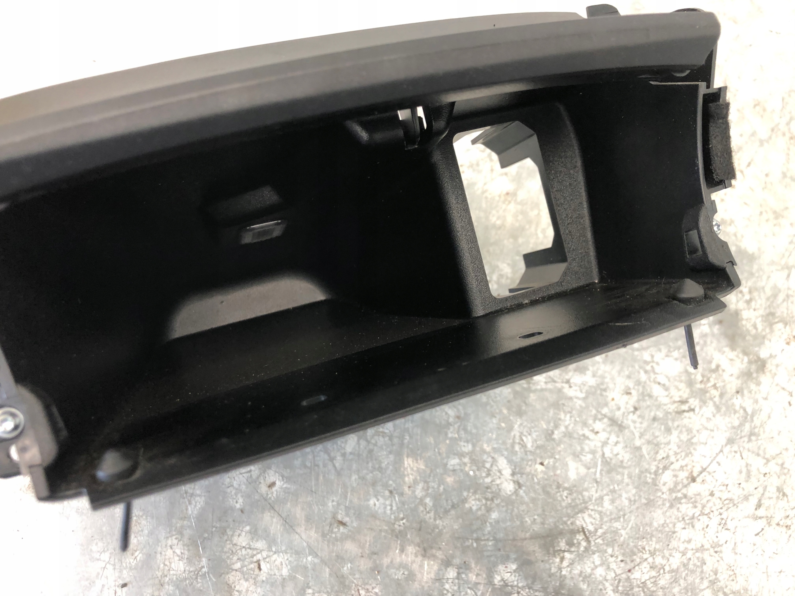 passenger compartment FORD EDGE MK2 HT4B-R044C16-CAW