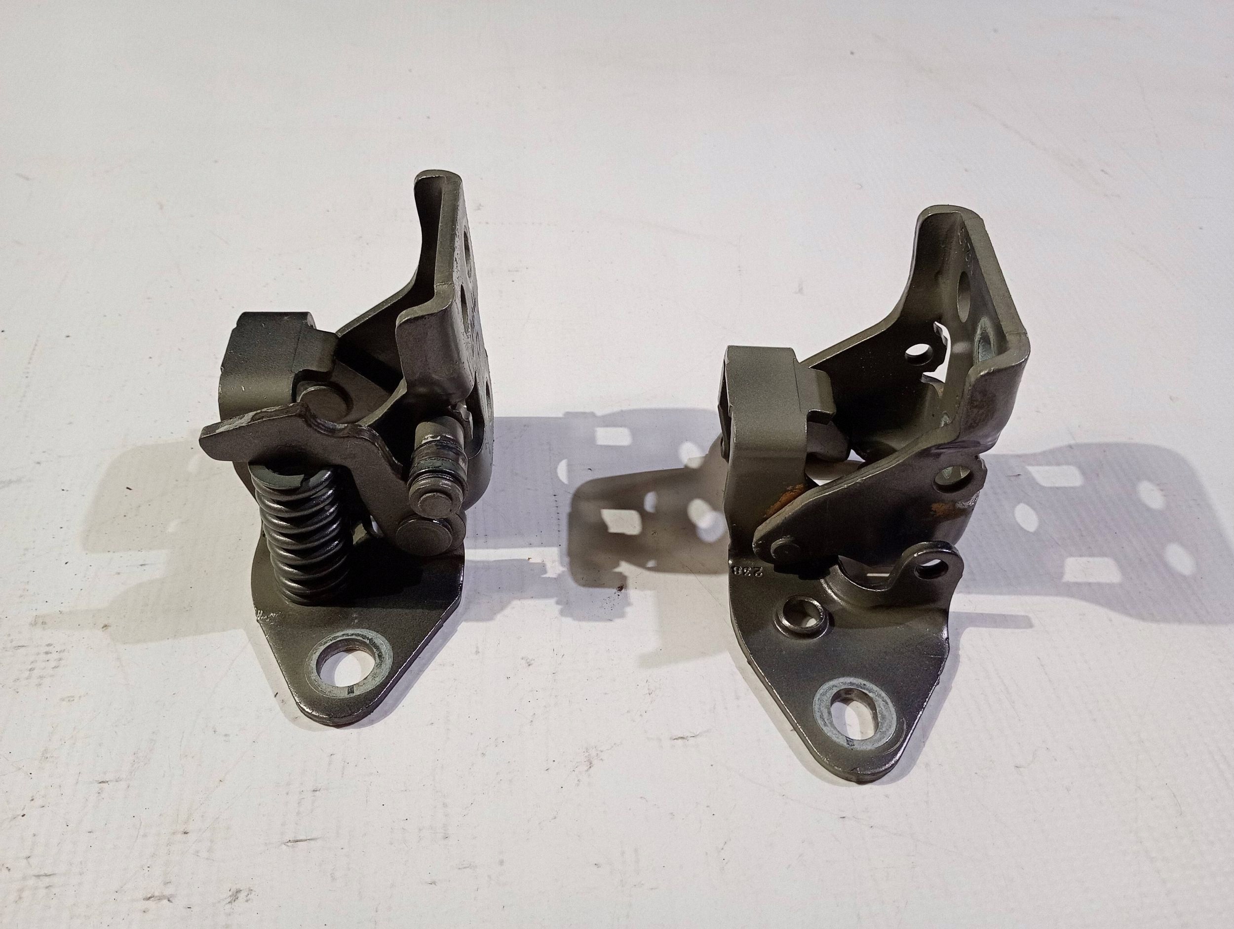 hinge hinges door prawych komplet Dodge Challenger 2015