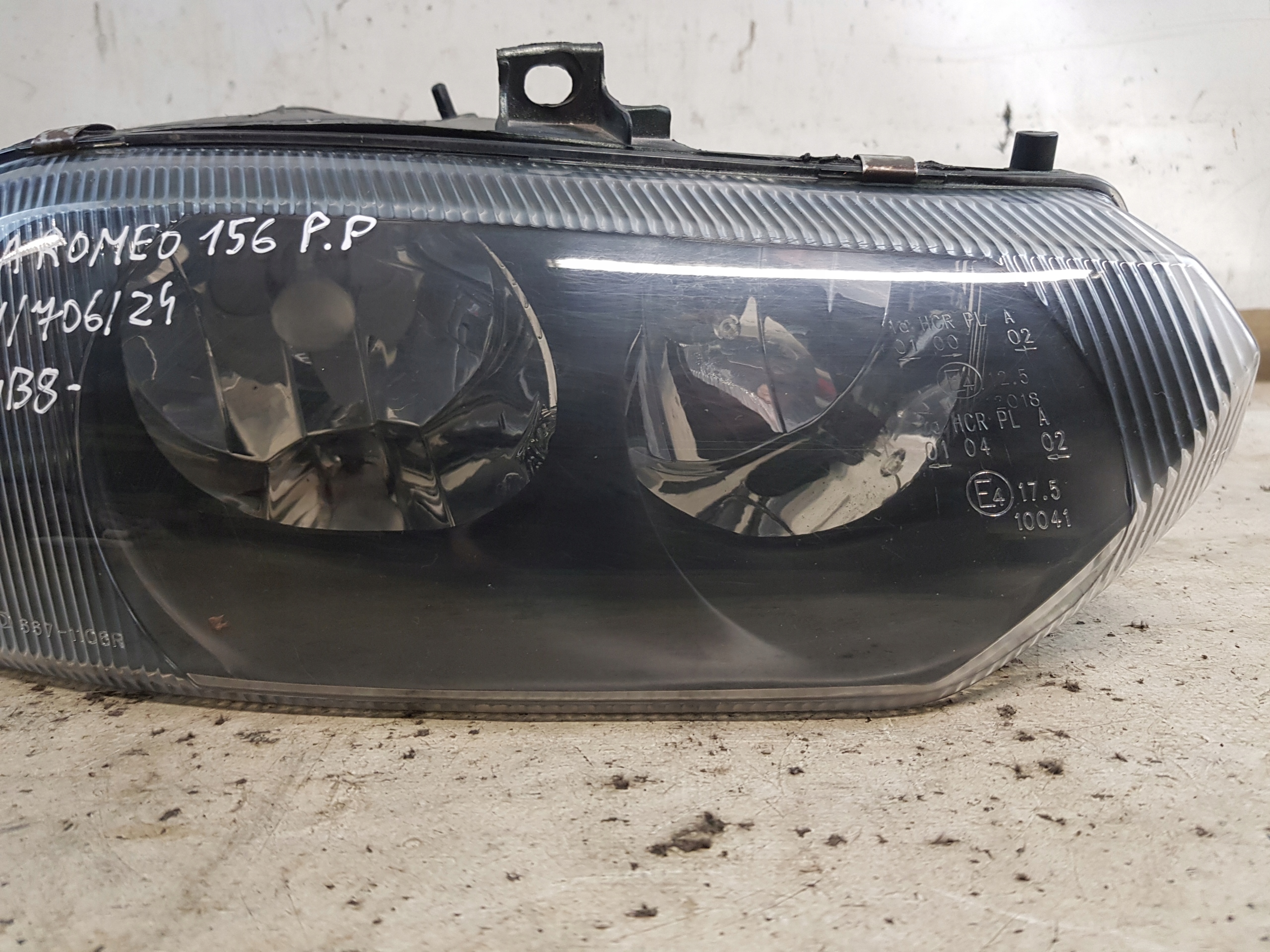 ALFA ROMEO 156 light right front