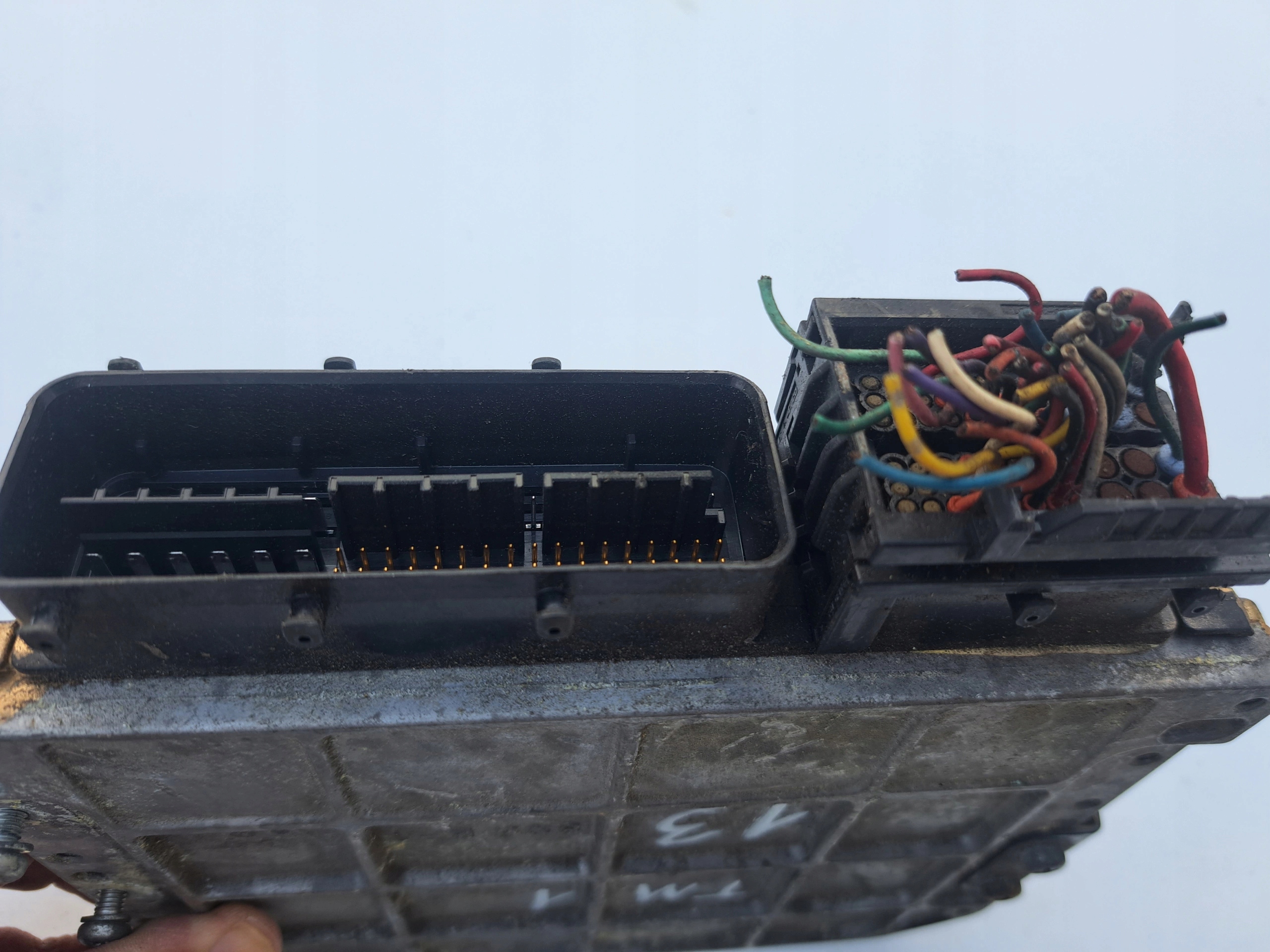 TOYOTA RAV4 89661-42C10 ECU Computer Original