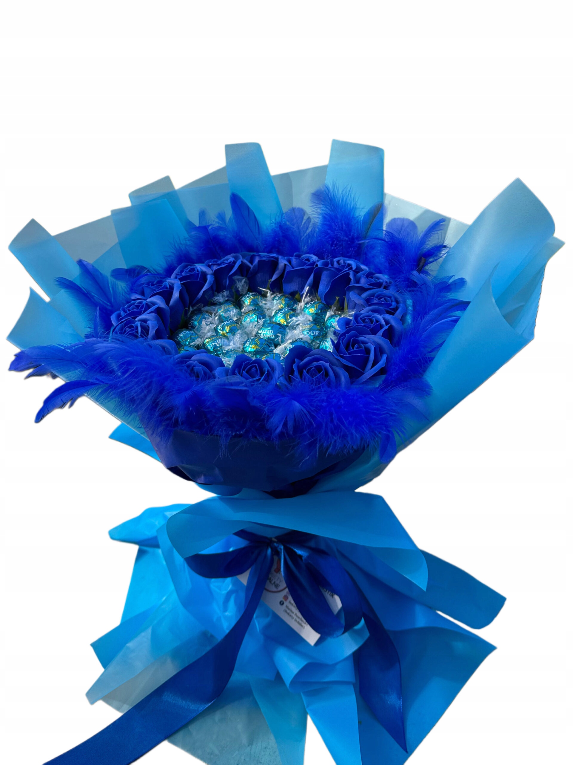 Bukiet jadalny premium z piórkami niebieski, Lindoir i róże mydlane