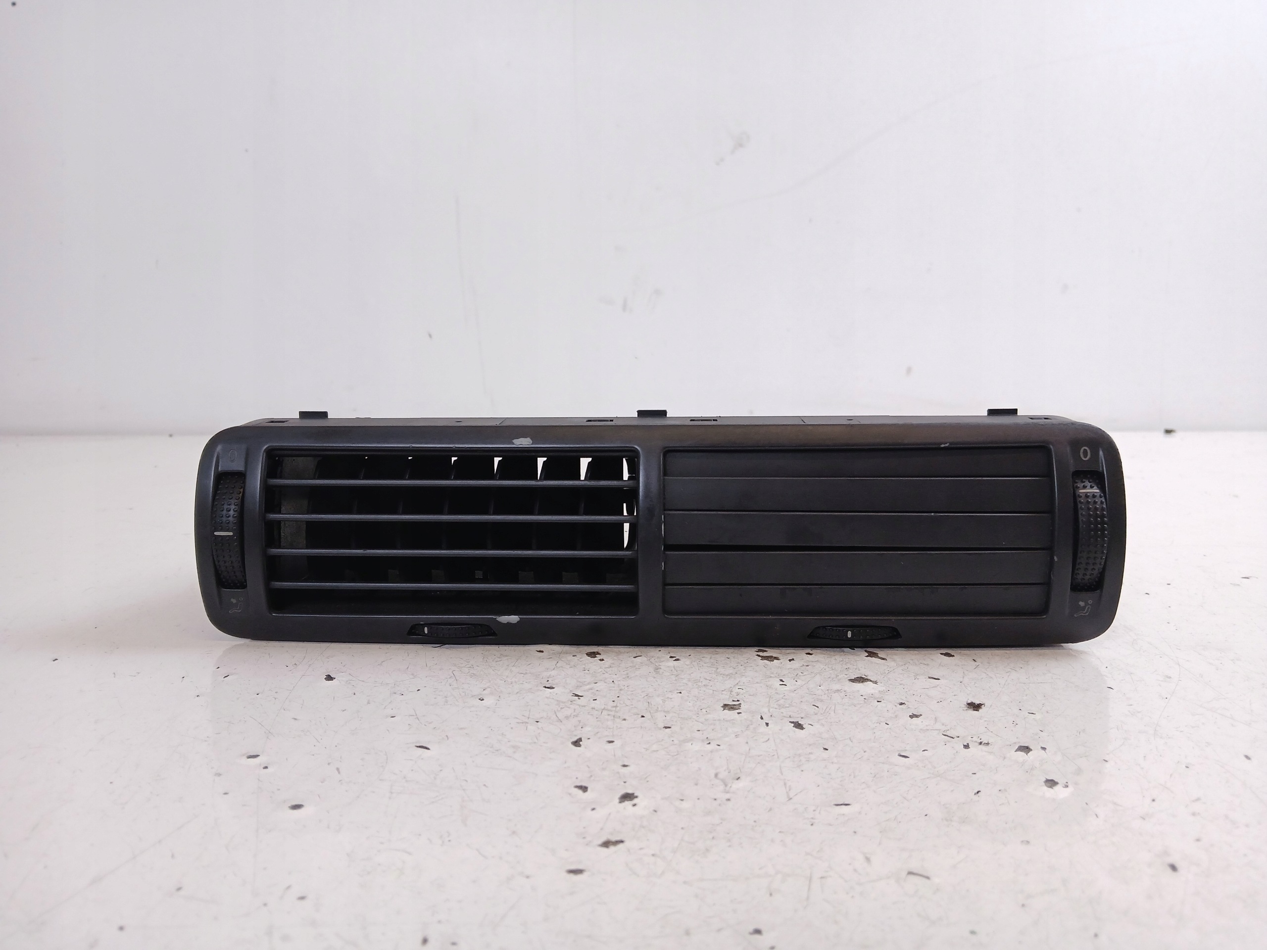 VW PASSAT B5 LIFT grid air conditioning devices central 3B0819728D