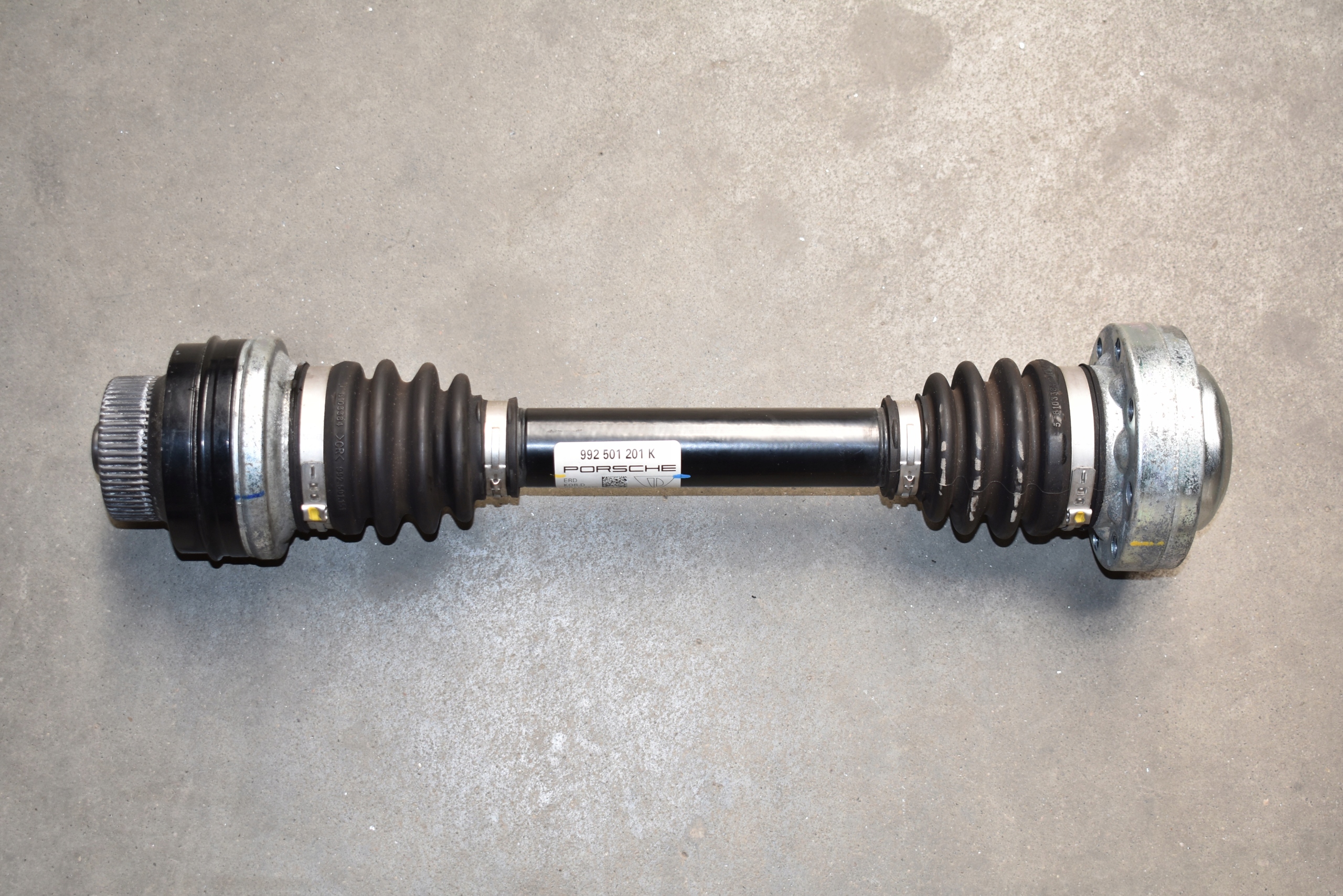 IDEALNA semi-axis rear part rear PORSCHE 992 1
