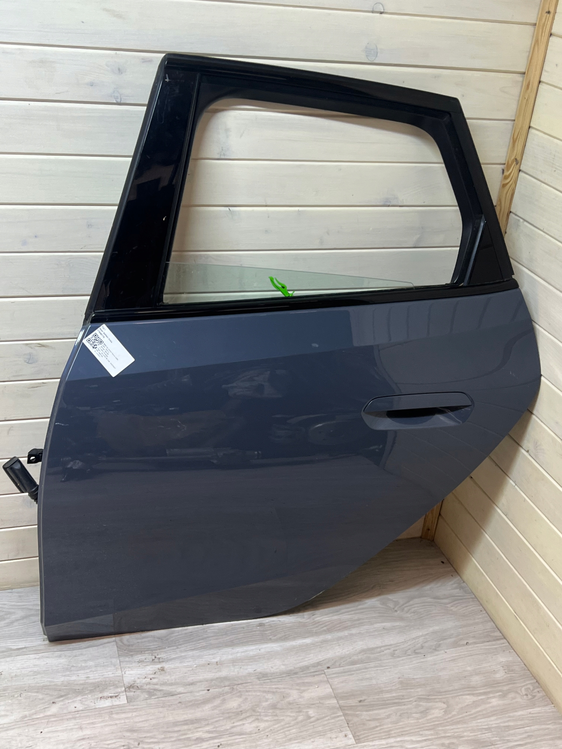 BMW 2 U06 ACTIVE TOURER door left rear. C3N
