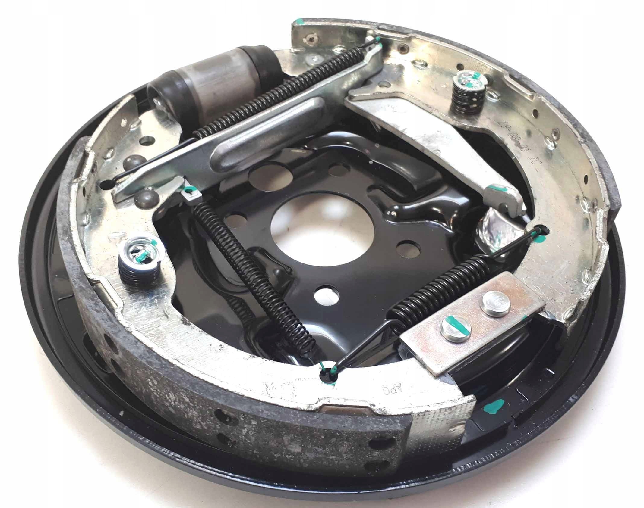 SZCZEKI CYLINDEREK TARCZA KOTWICZNA LEWA B17912 Weight with packaging 5 kg