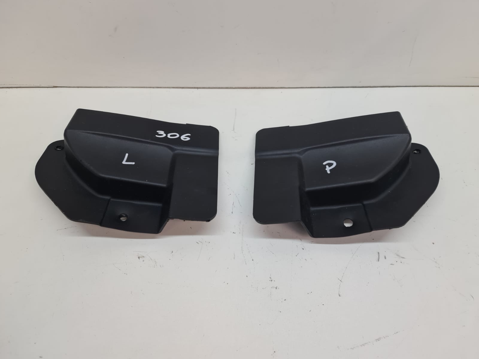 OSŁONA ZAŚLEPKA TYŁ LEWA PRAWA TRANSIT CUSTOM