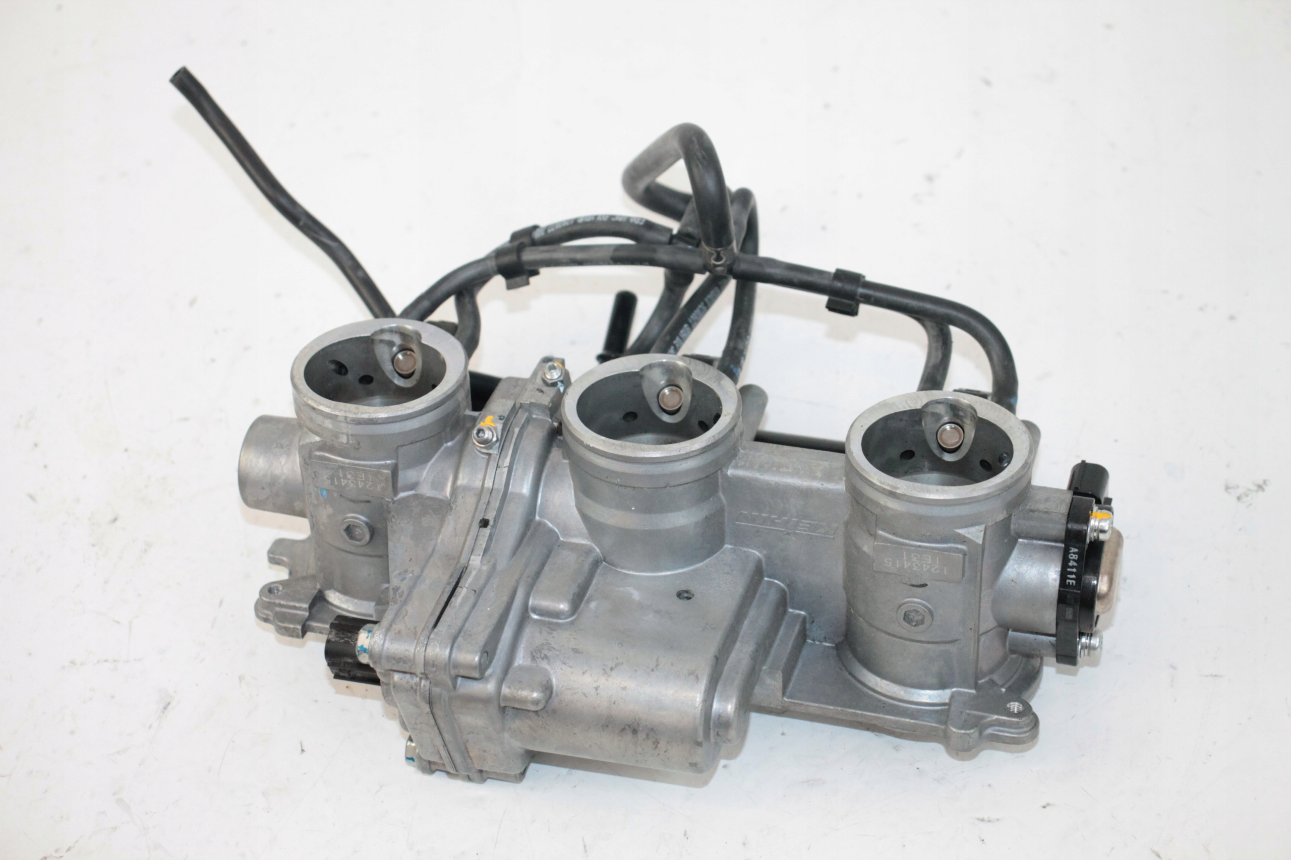 T765 17 - TRIUMPH STREET TRIPLE 765 ДРОССЕЛЬНАЯ ЗАСЛОНКА