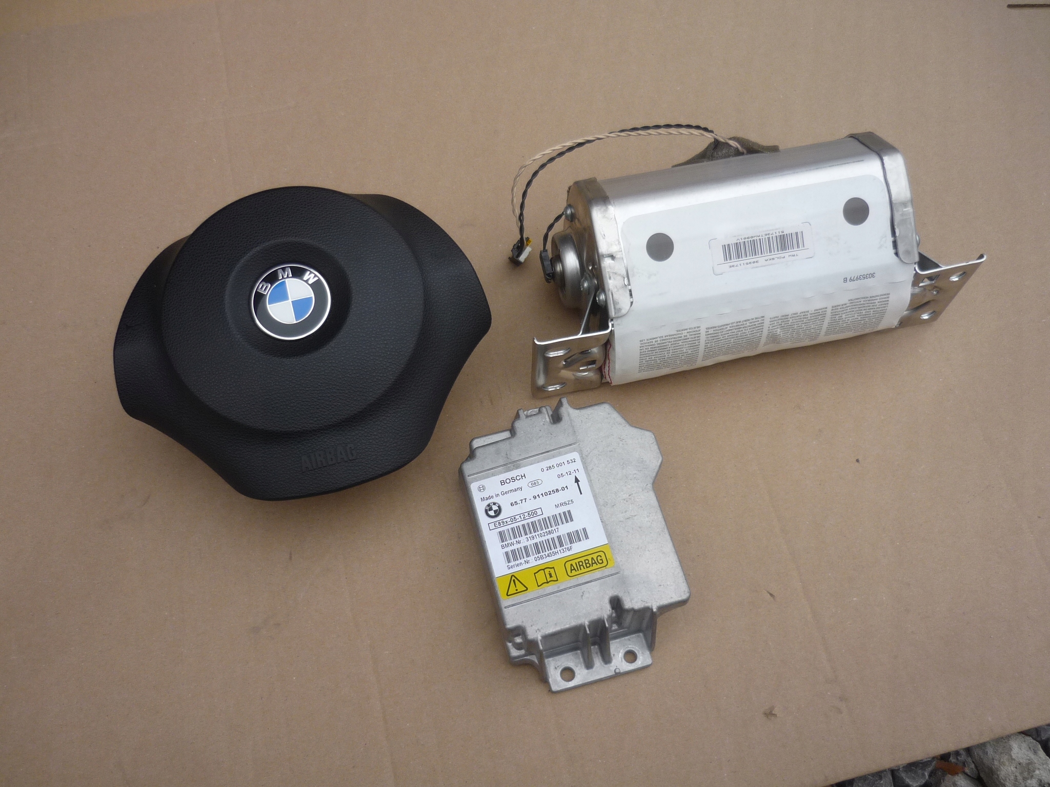 торпеда + Подушки + + BMW 1 E87 E81 E82 E88 хорошее черный