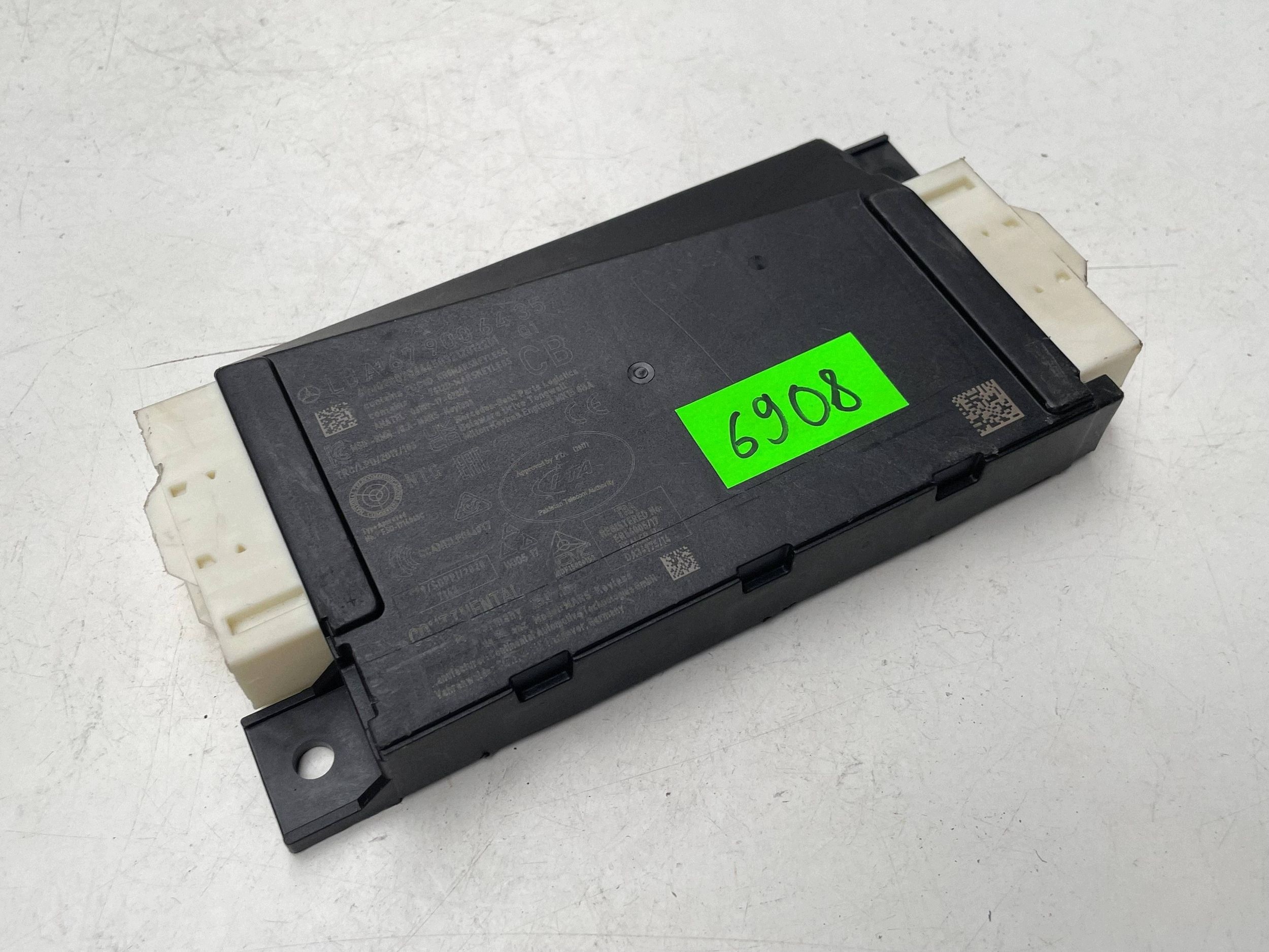 MERCEDES-BENZ CLA X118 C118 control unit BEZKLUCZYKOWY OEM A1679006435 !J