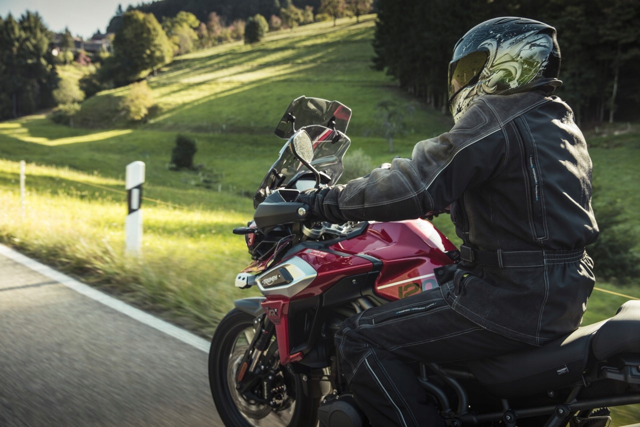Sklo Mra Triumph Tiger 1200 /XC /xr, V201, V301, 2016-, forma VXCM, CC