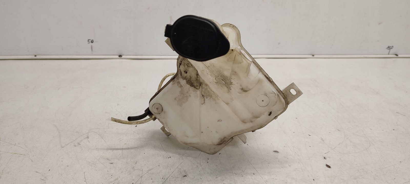 Behälter Spritzdüse Behälter Daihatsu Sirion II 1,0