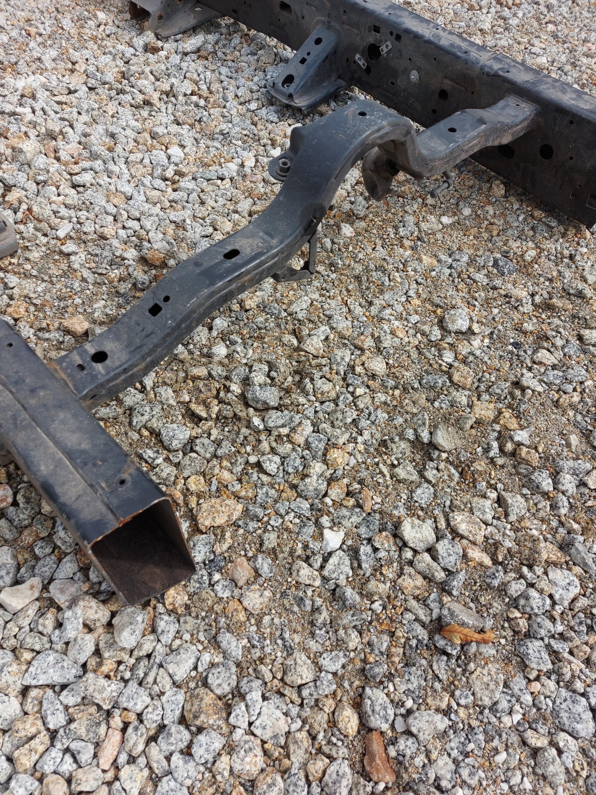 Ford Ranger VI 6 2024r. RAMA front front without PODLUZNIC
