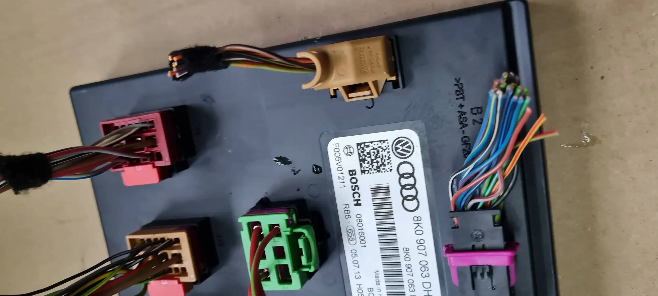 SQ5 8R Q5 LIFT module control unit KOMFORTU 8K0907063DH A4 B8 S4 A5