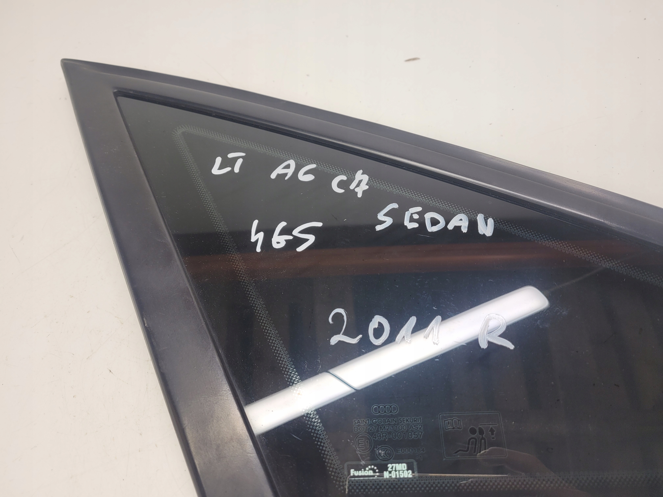 window bodywork AUDI A6 C7 sedan left rear part 2011R