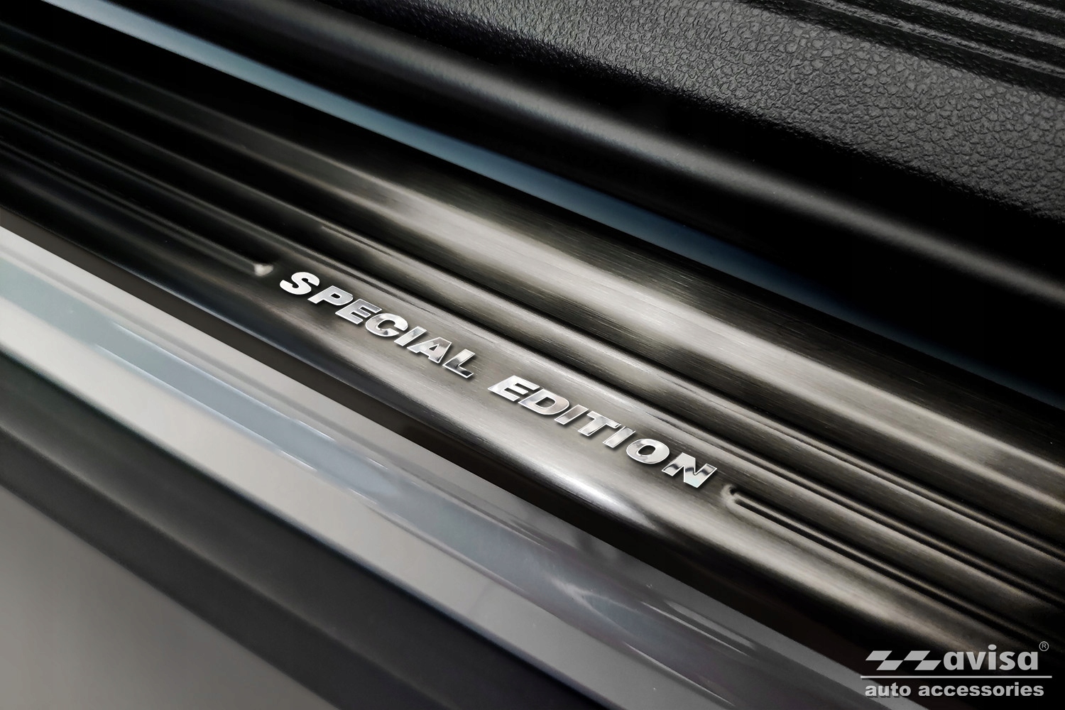 NISSAN QASHQAI III NAKŁADKI PROGOWE LISTWY NA PROGI STALOWE EAN (GTIN) 5901250140186