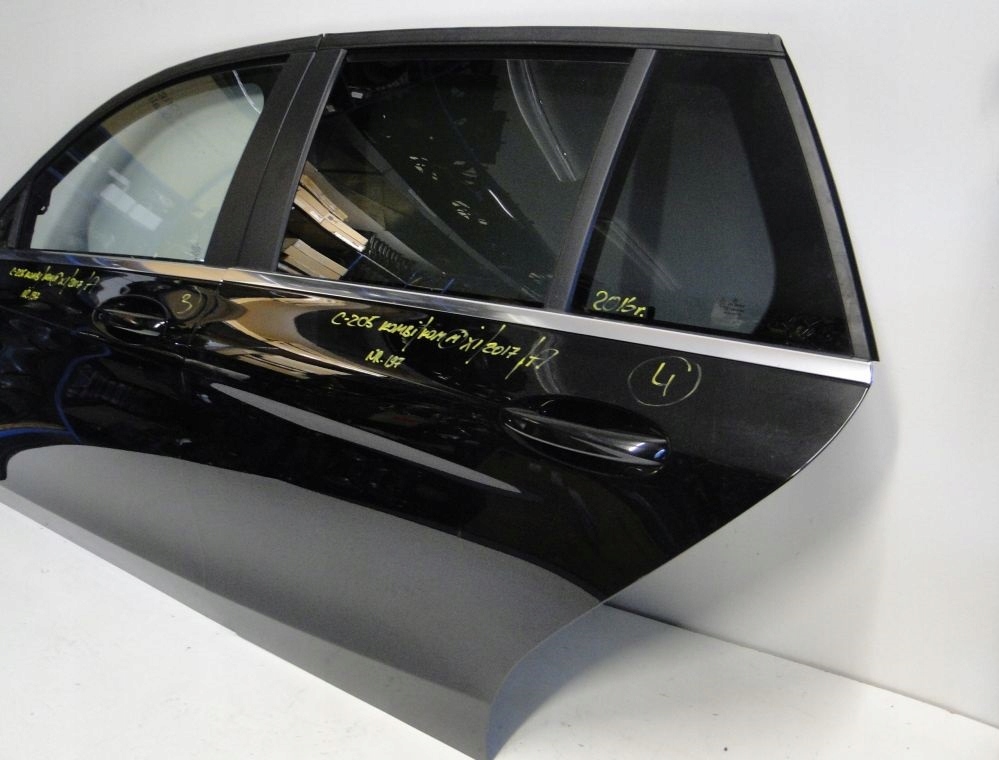 MERCEDES C KLASA W 205 DRZWI LEWE PRZEDNIE TYLNE Producent części Mercedes-Benz OE