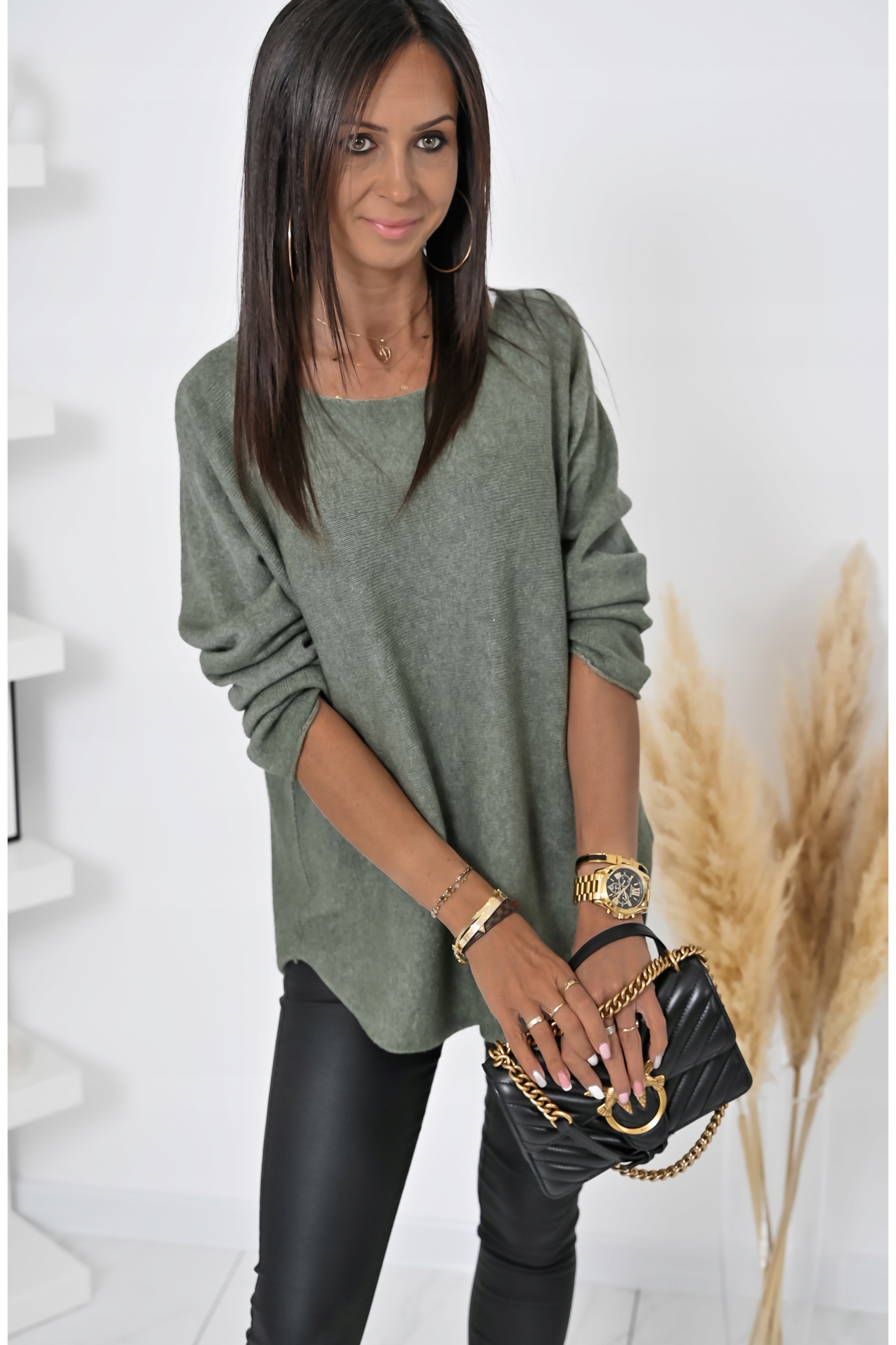 GŁADKI LEKKI CASUALOWY SWETEREK OUTLINE! WZ.2 Odcień khaki