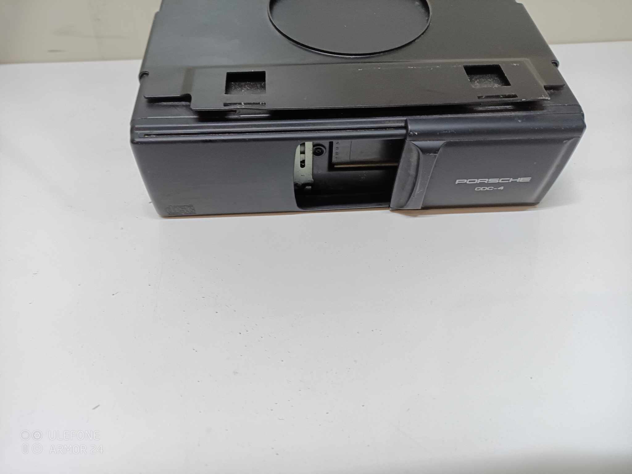 PORSCHE 911 CARRERA 996 986 CD CHANGER 6 DISC changer
