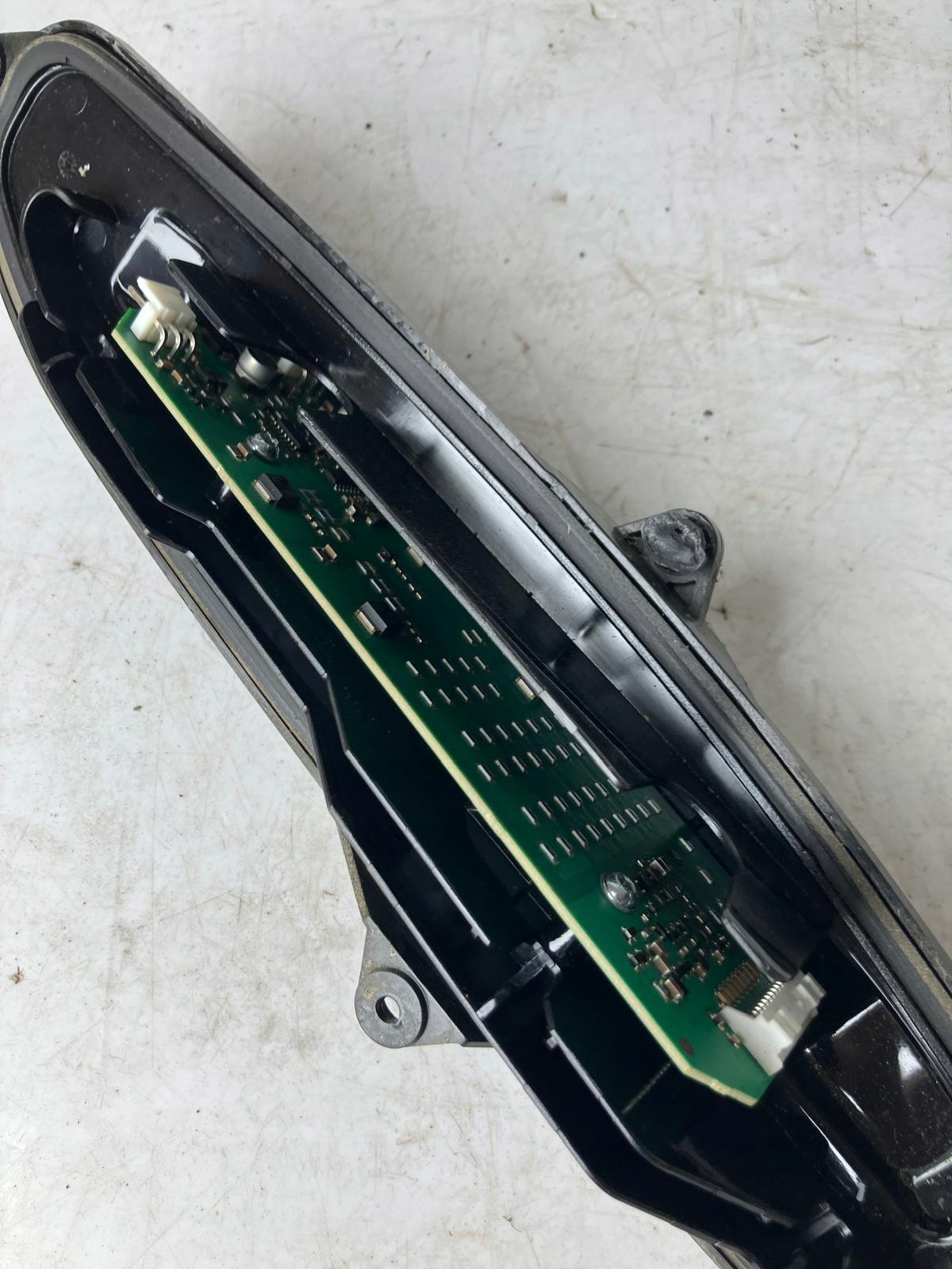 module SWIATLA DZIENNEGO lights left DS5 VPBCQX-13K060-DB