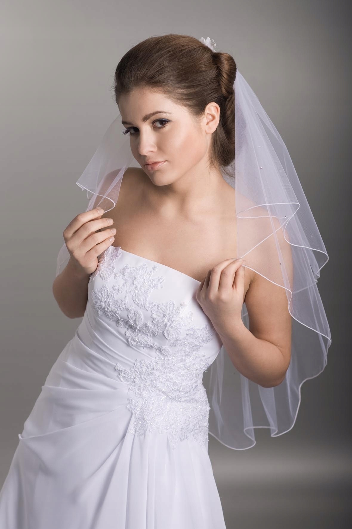 

Welon ślubny W-71 Ivory kryształy Svarowski