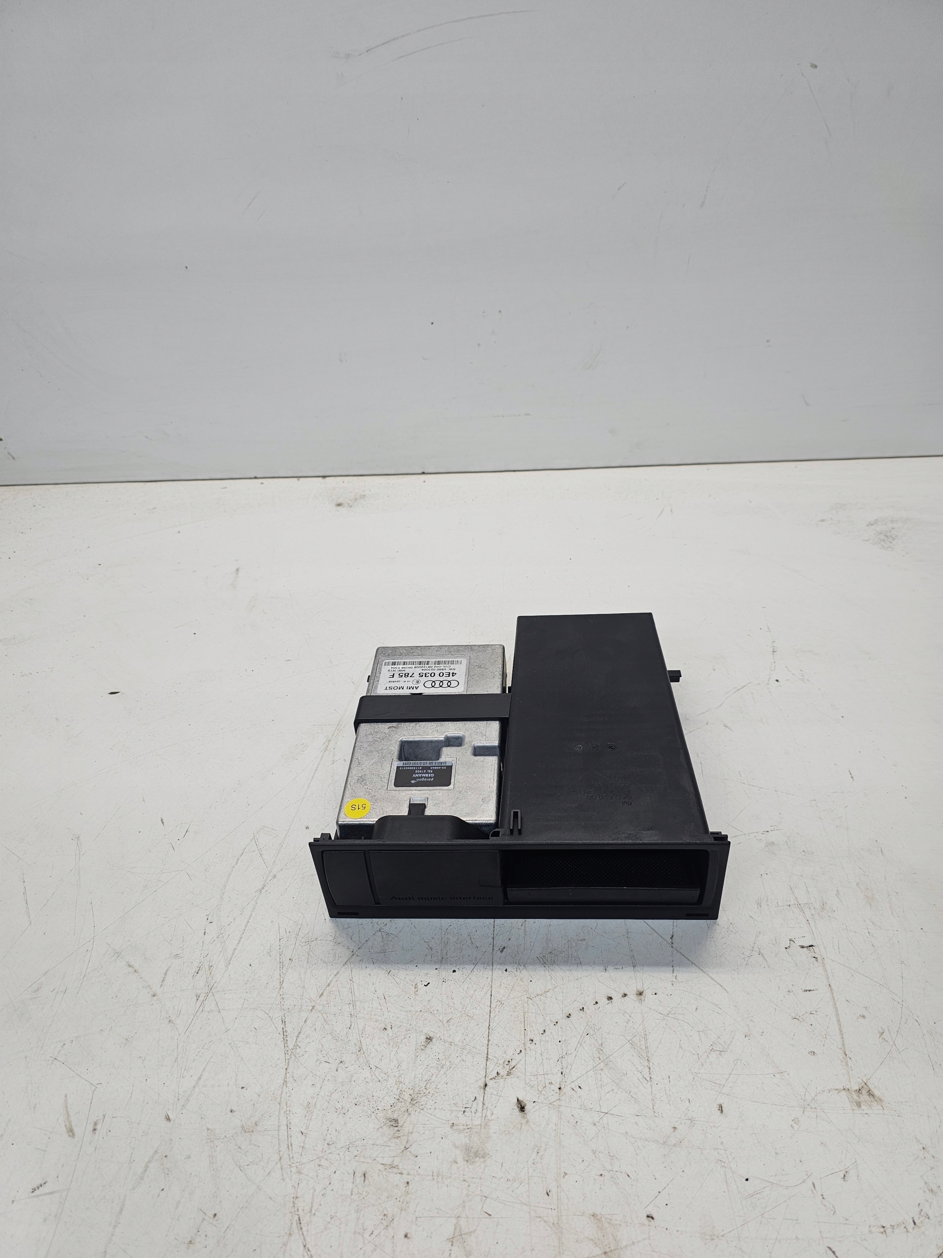 module INTERFACE AUDIO AMI AUDI A4 B8 A5 4E0035785F