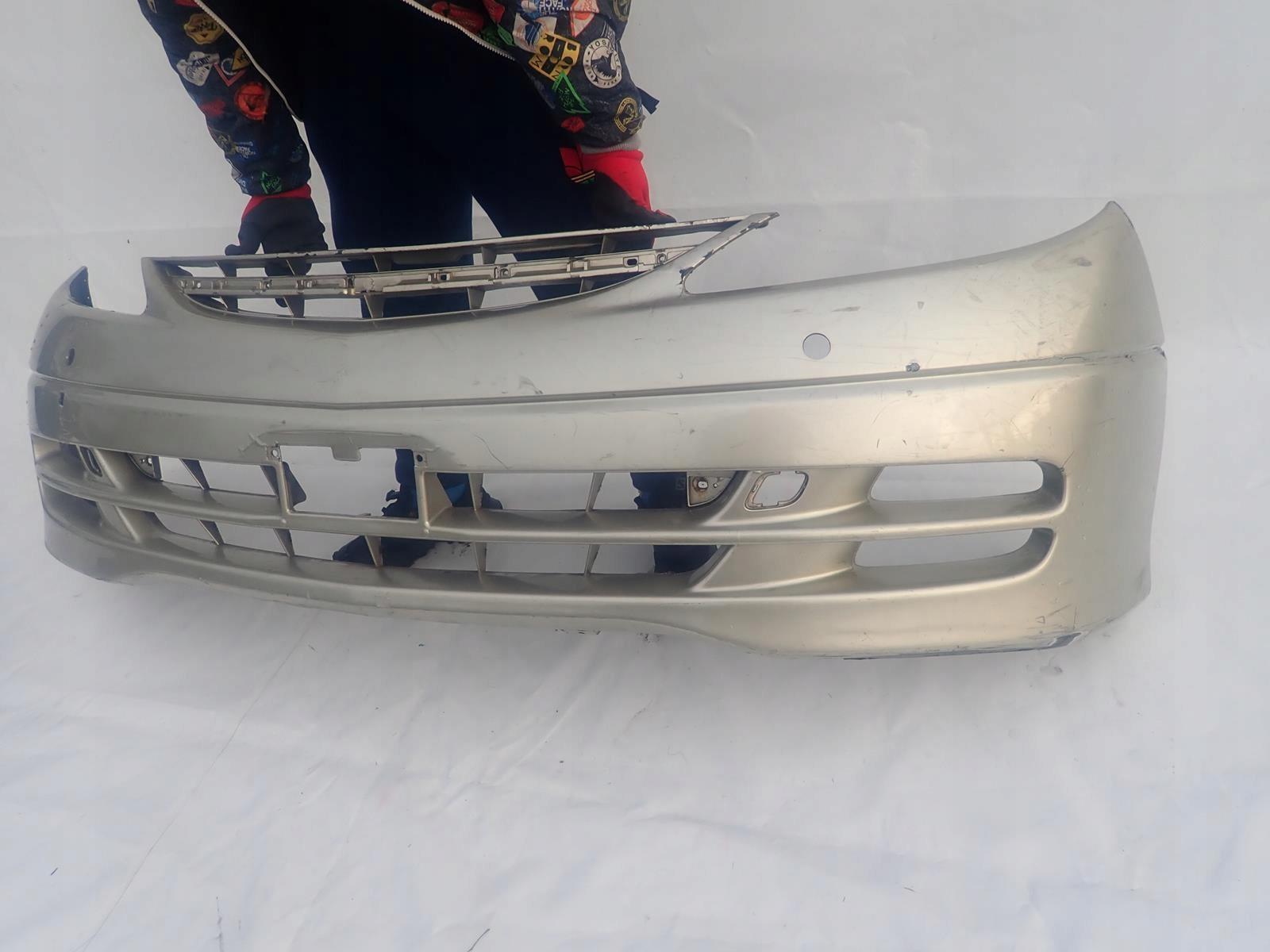 TOYOTA PREVIA II 2 00-04 bumper front washer