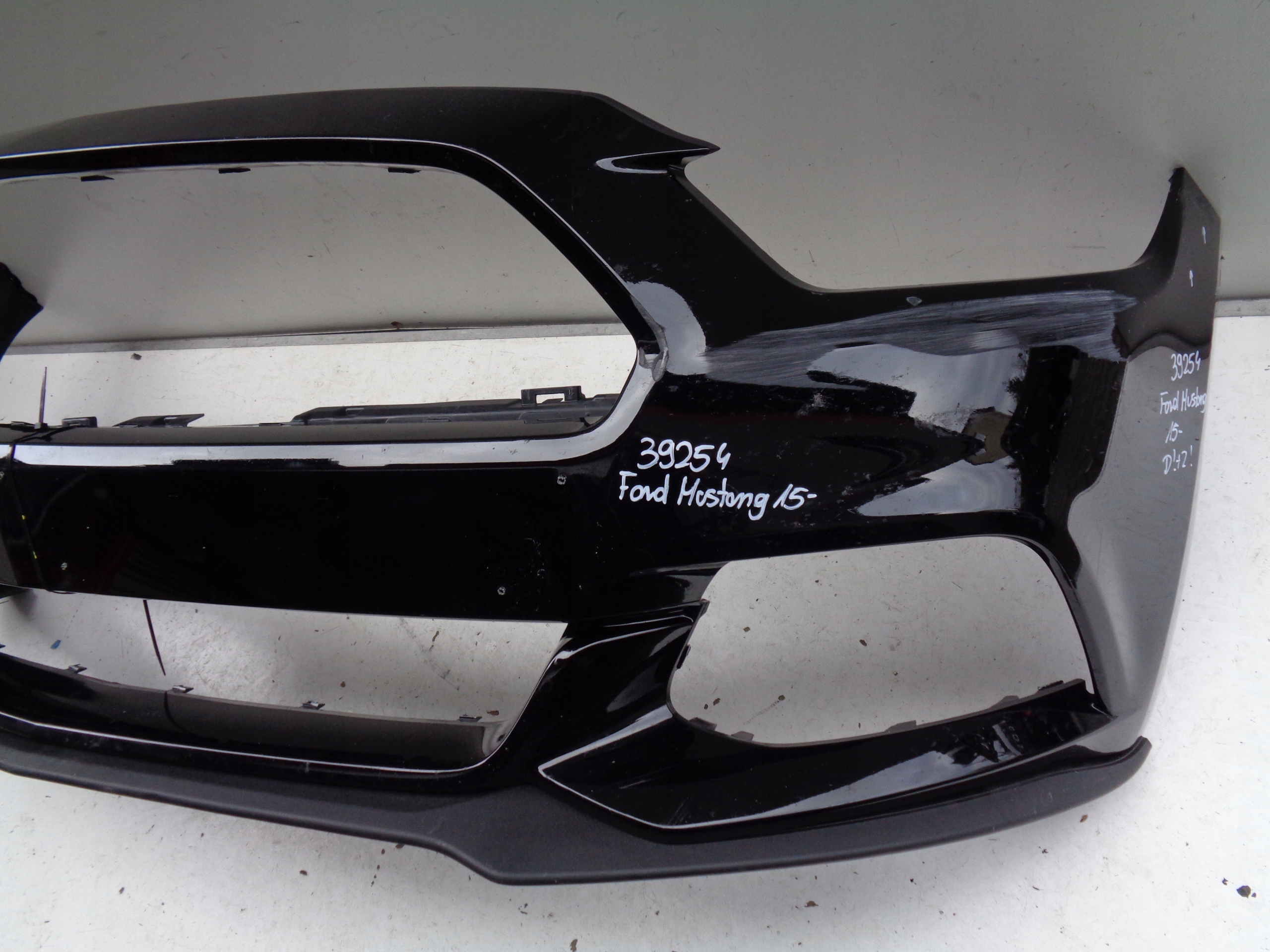 front bumper FORD MUSTANG 15- NR 39254 + ABSORBER