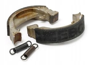 7328073 - ГАЛЬМІВНІ КОЛОДКИ KAWSAKI З 250 C GP BELT DRIVE