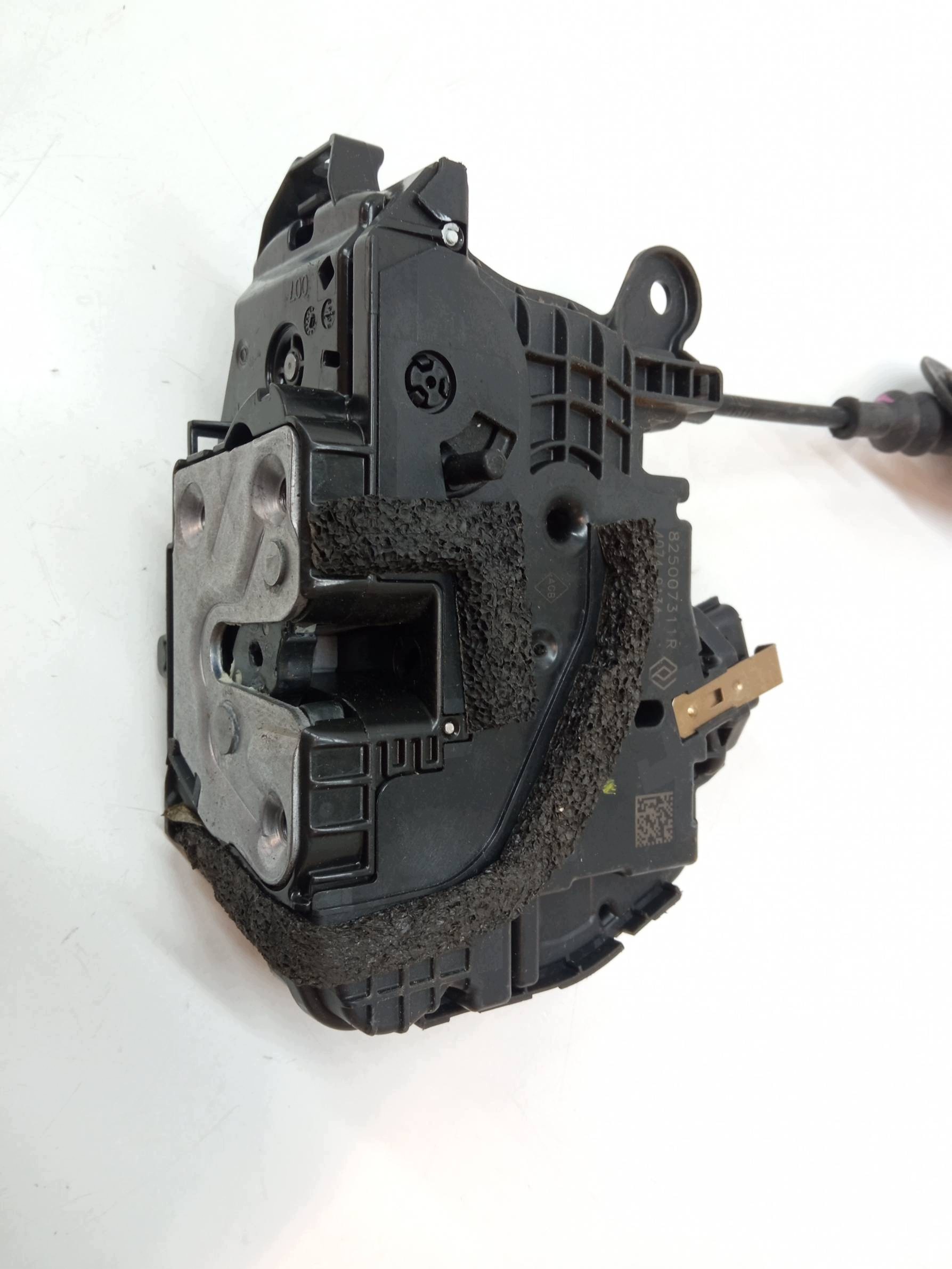 lock door rear part right 825007311R Renault Clio V (2019-)