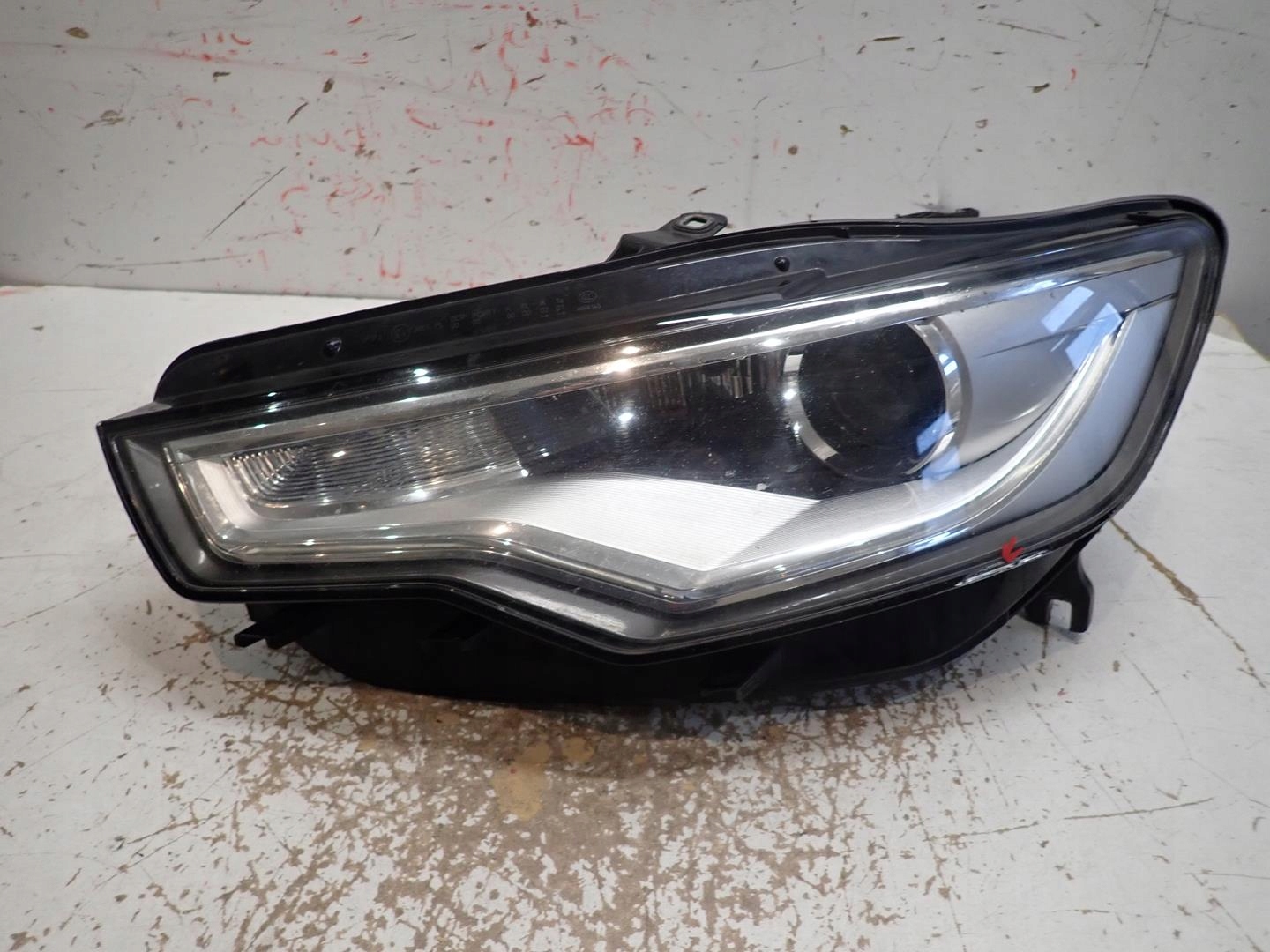 light front front left AUDI A6 C7 2011-2015 BI-XENON 4G