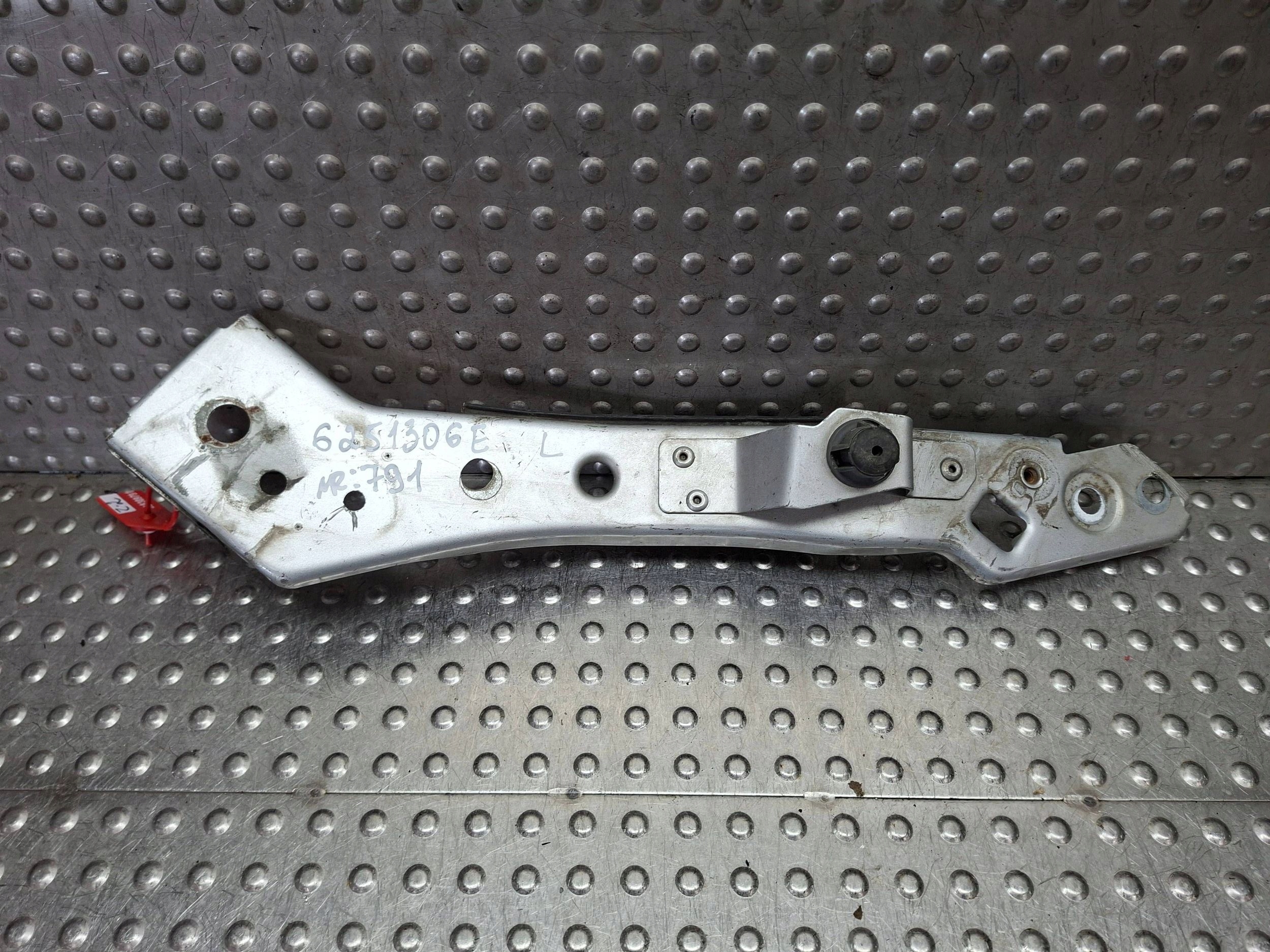 OKULAR front left 6251306E RENAULT MEGANE III 2009