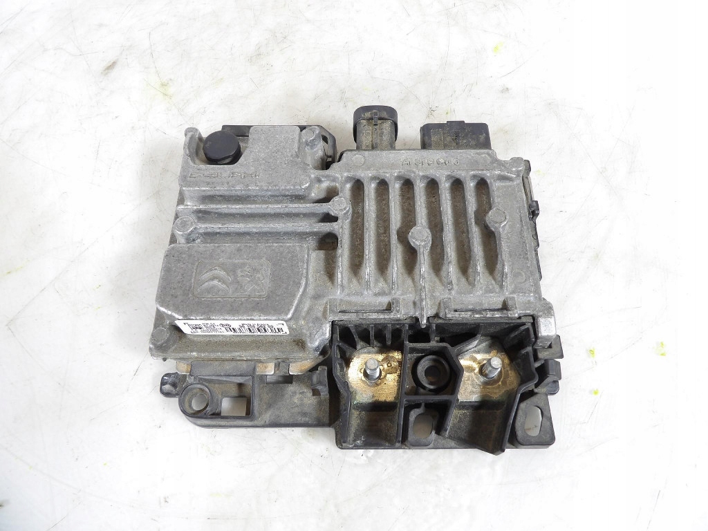 OPEL CROSSLAND X 1.2B control unit START STOP 28447924