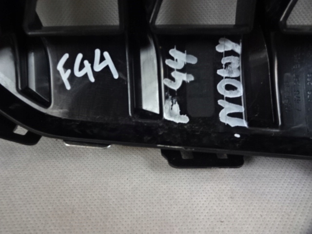 решетка радиатора ноздря BMW серия 2 F44