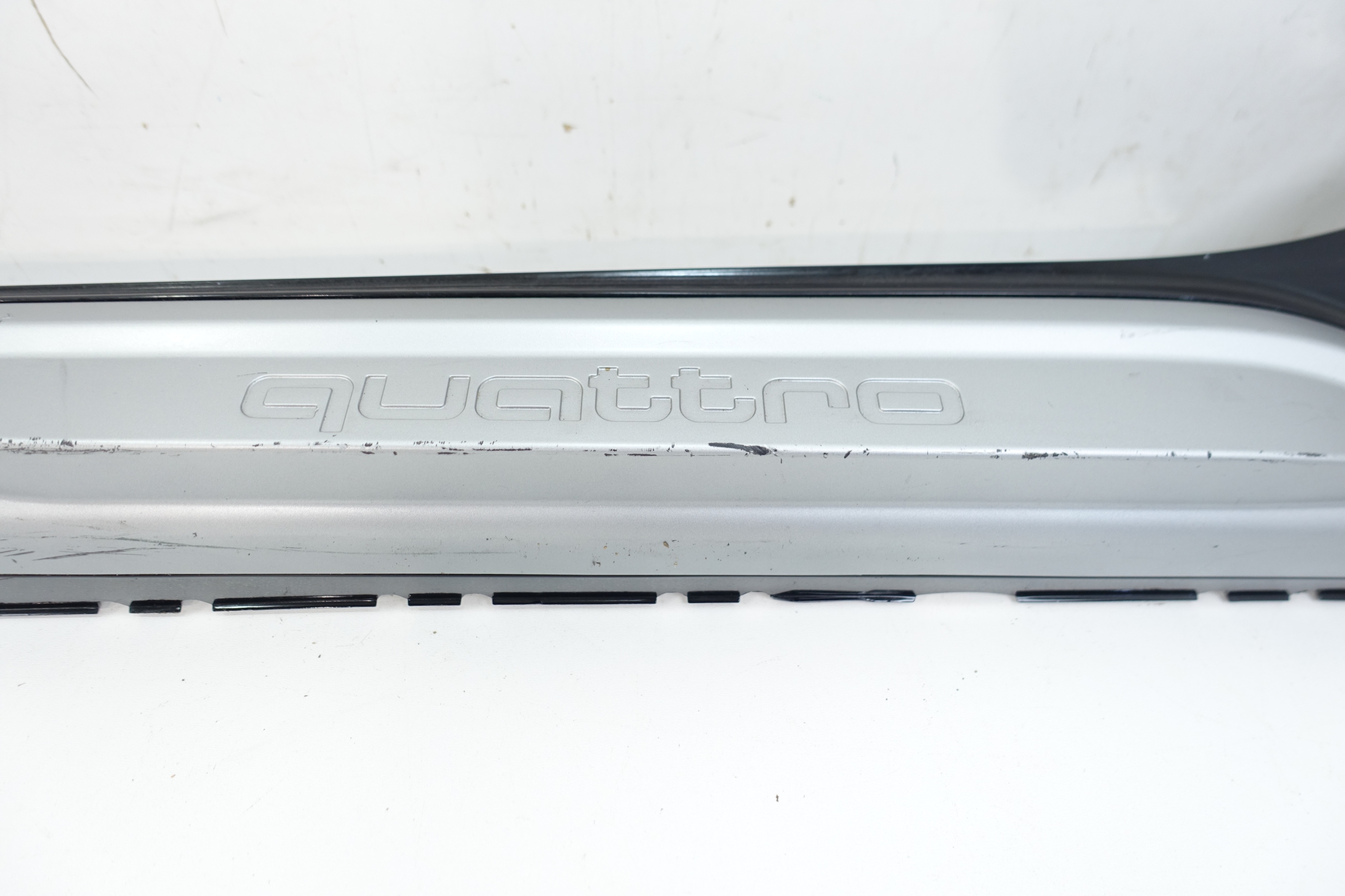 moulding threshold left AUDI A4 B9 LIFT KOMBI ALLROAD