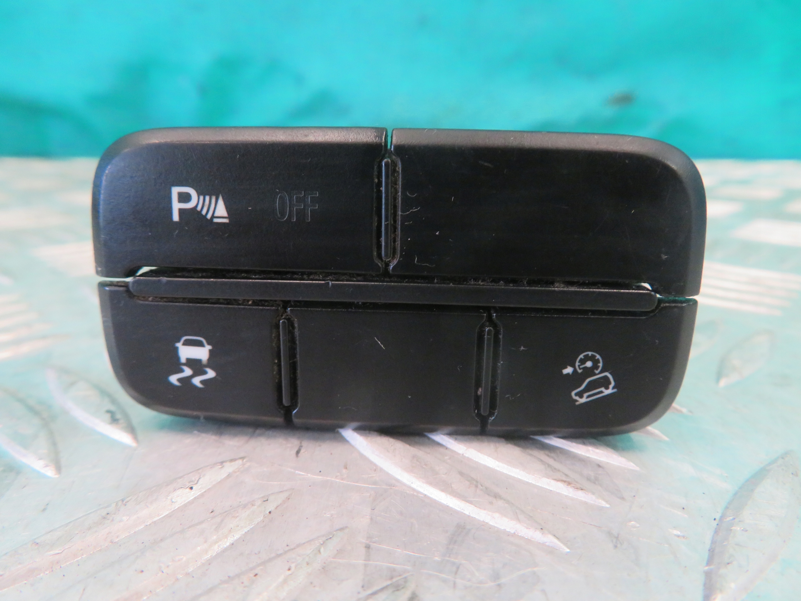 switch PANEL ESP FORD RANGER IV 16R