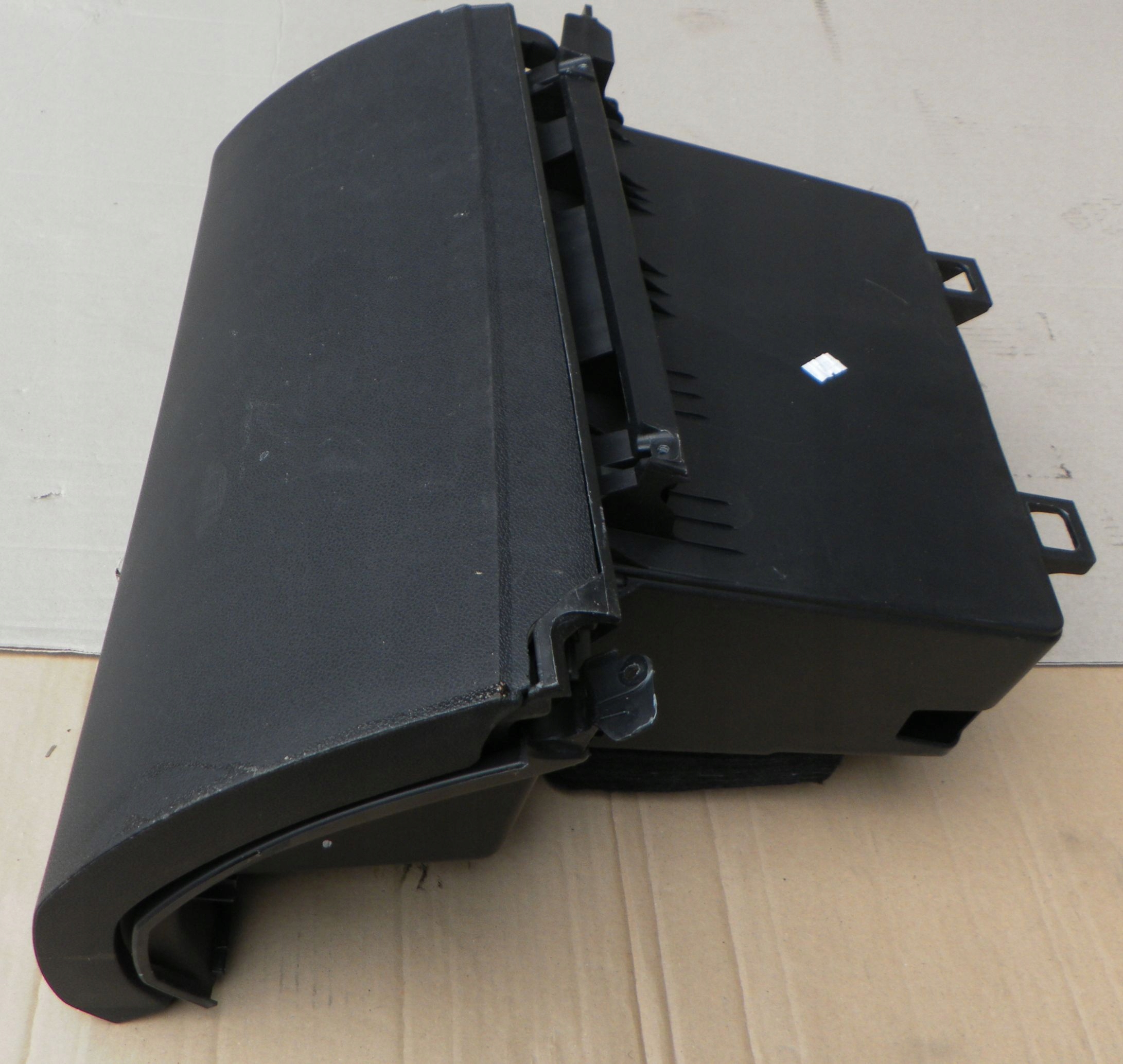 MERCEDES w169 европа бардачок пассажира