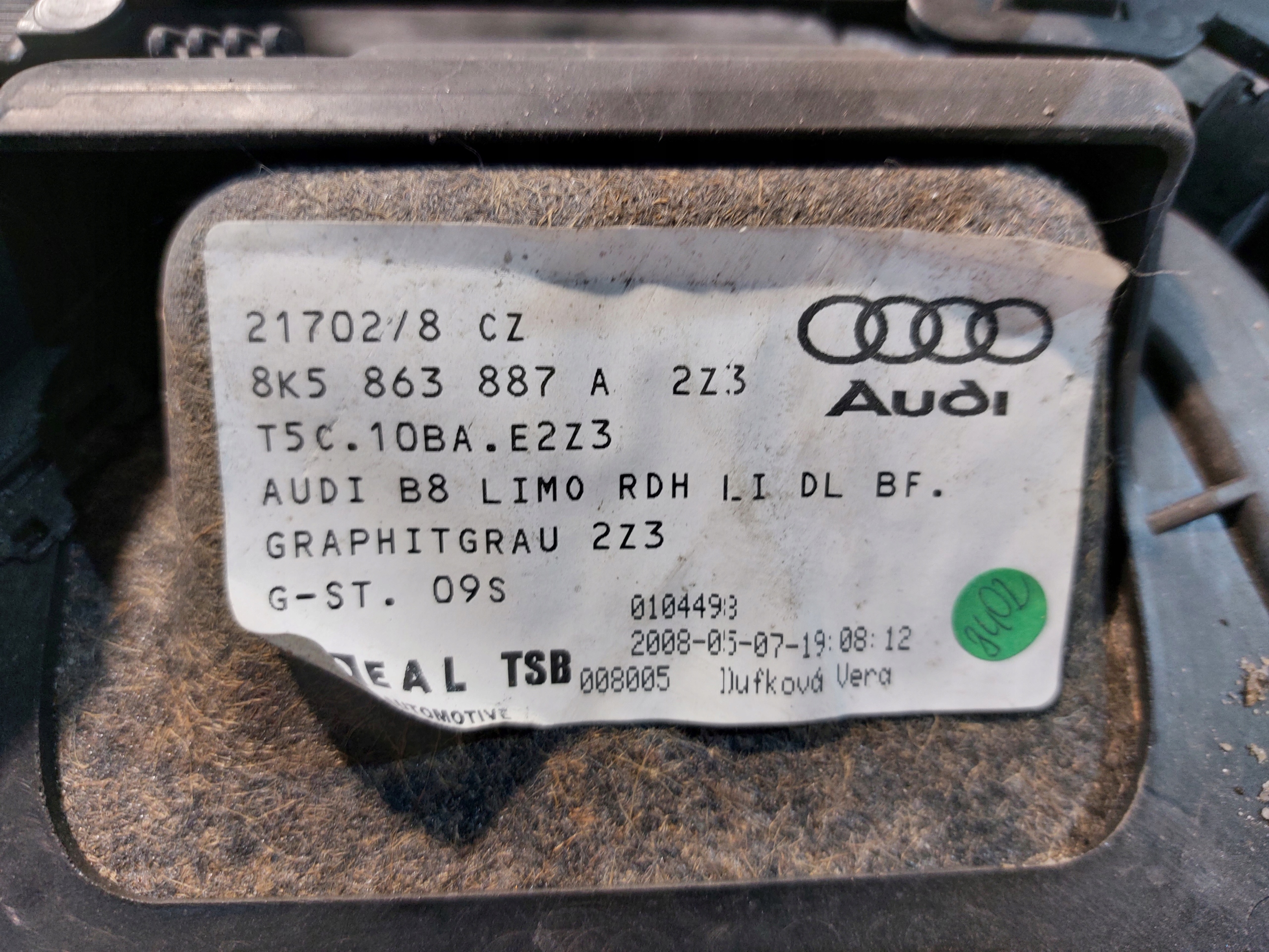 boot upholstery left AUDI A4 B8 sedan
