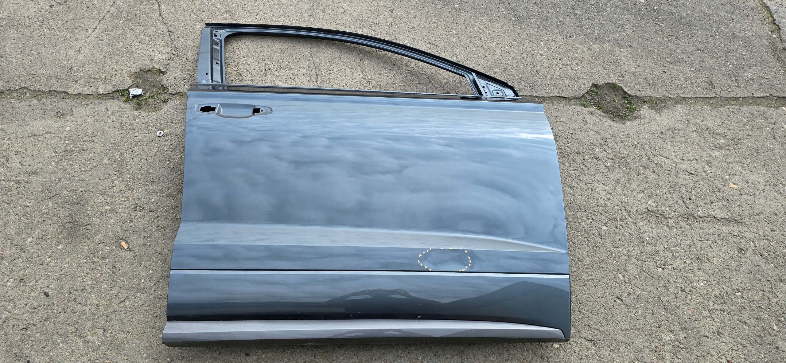 SEAT CUPRA ATECA DOOR RIGHT FRONT MOULDING