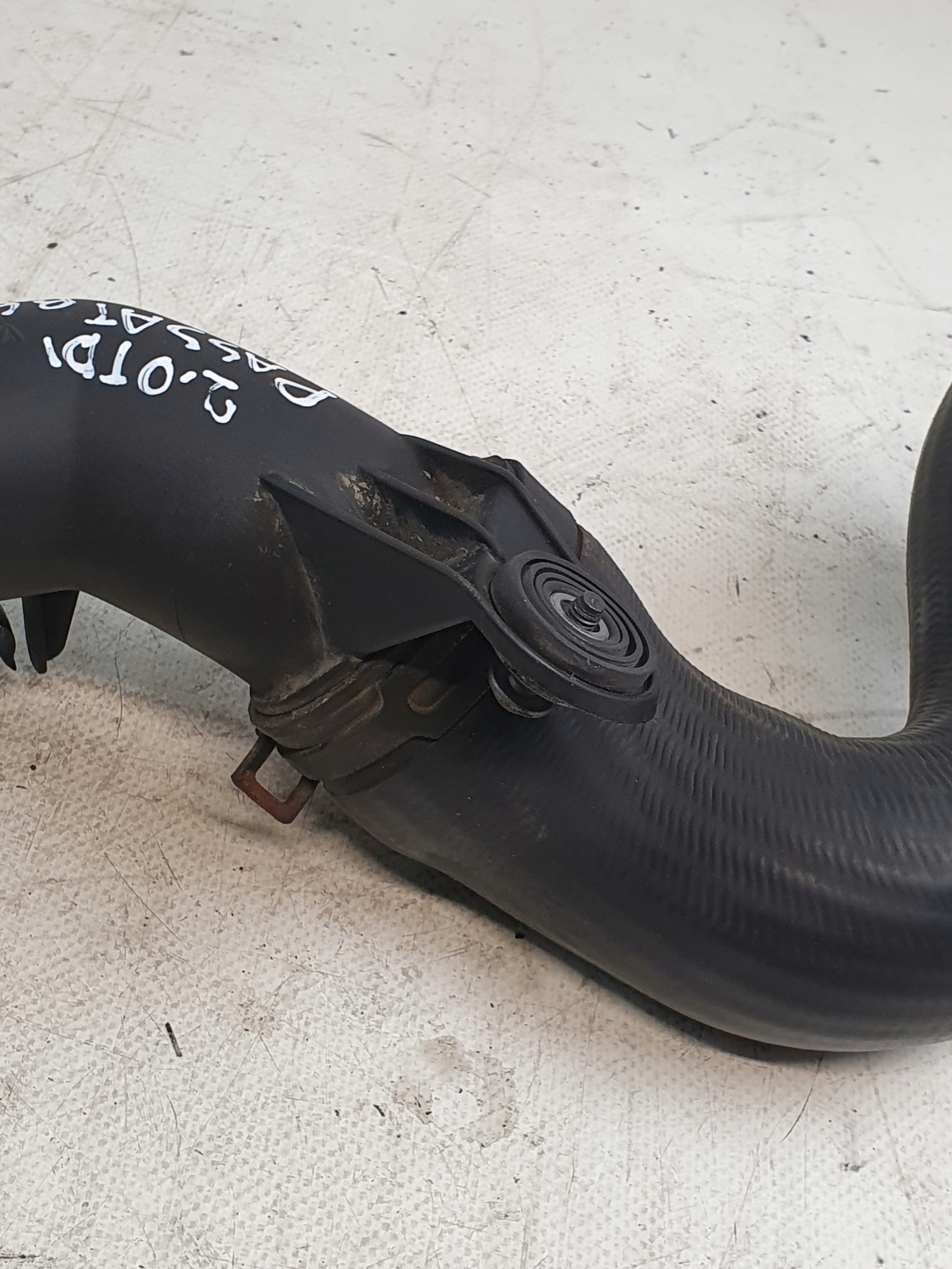 Schlauch luft intercooler OE 3C0145770B VOLKSWAGEN PASSAT B6 2.0TDI
