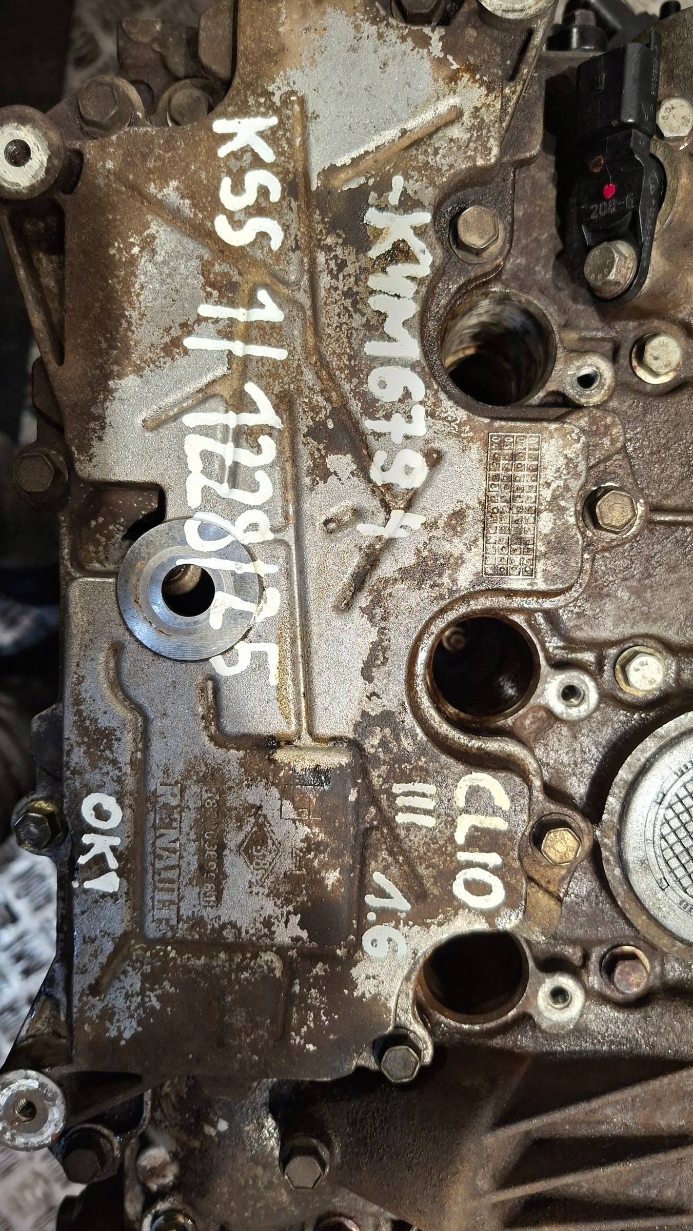 engine unprotected pillar RENAULT CLIO III 1.6