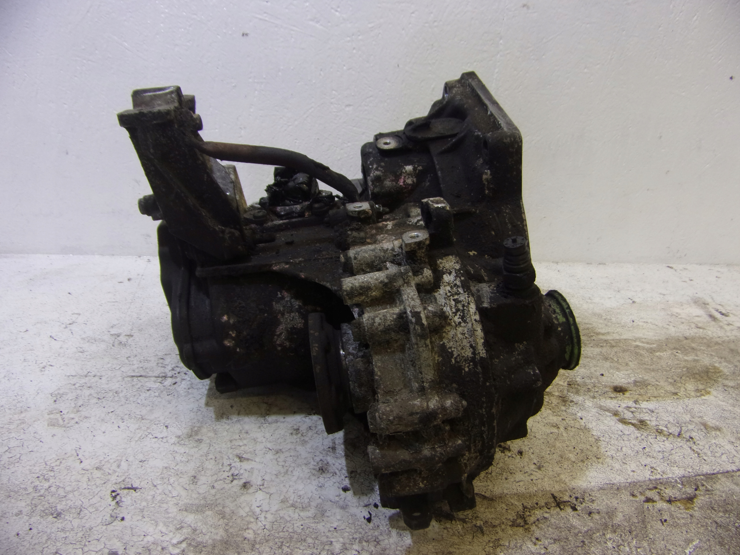 gearbox, manual VOLKSWAGEN NEW BEETLE DZQ 2.0 B