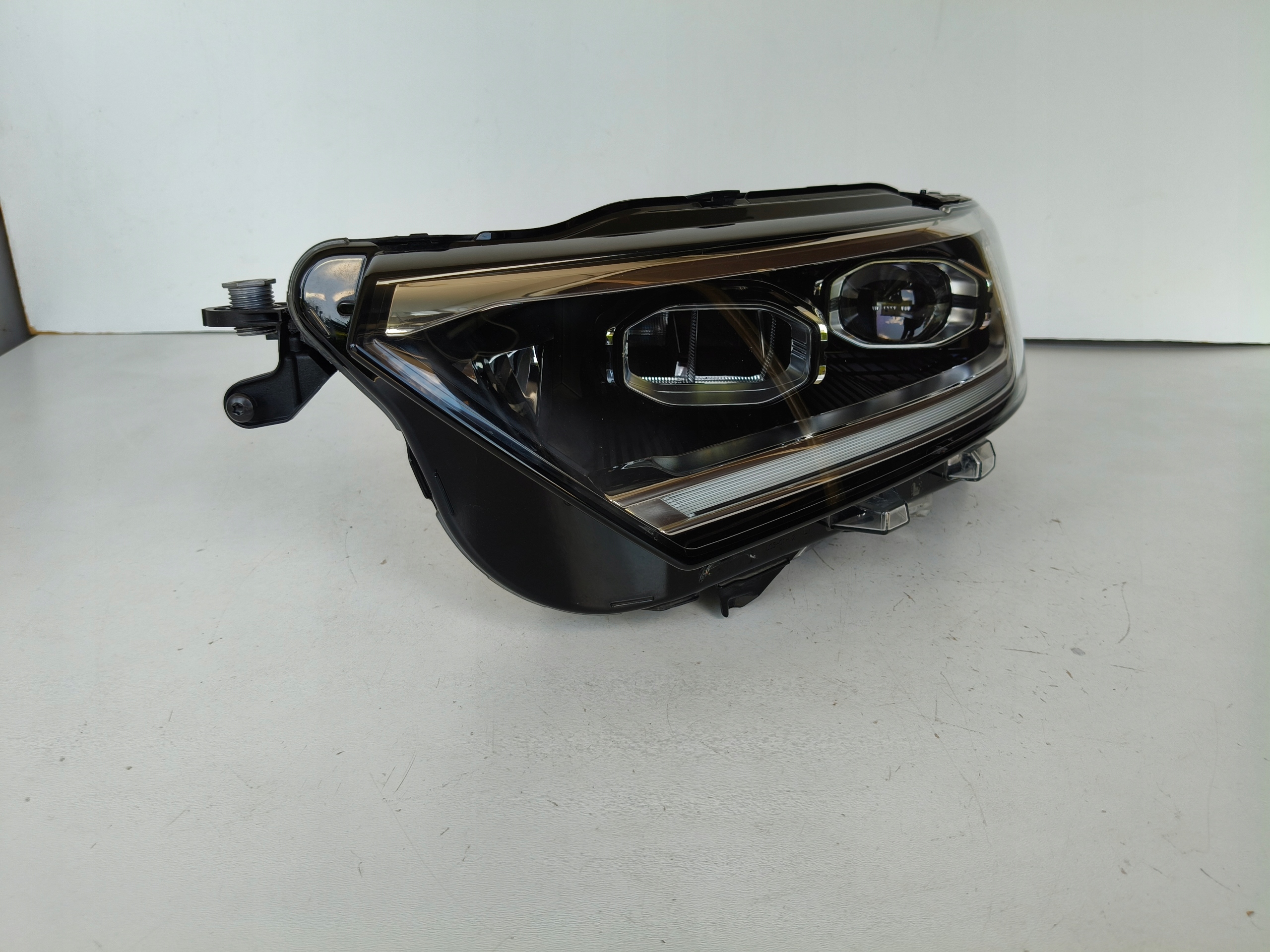 light left REFLEKTOR VW T-ROC 2GA 21- LIFT FULL LED