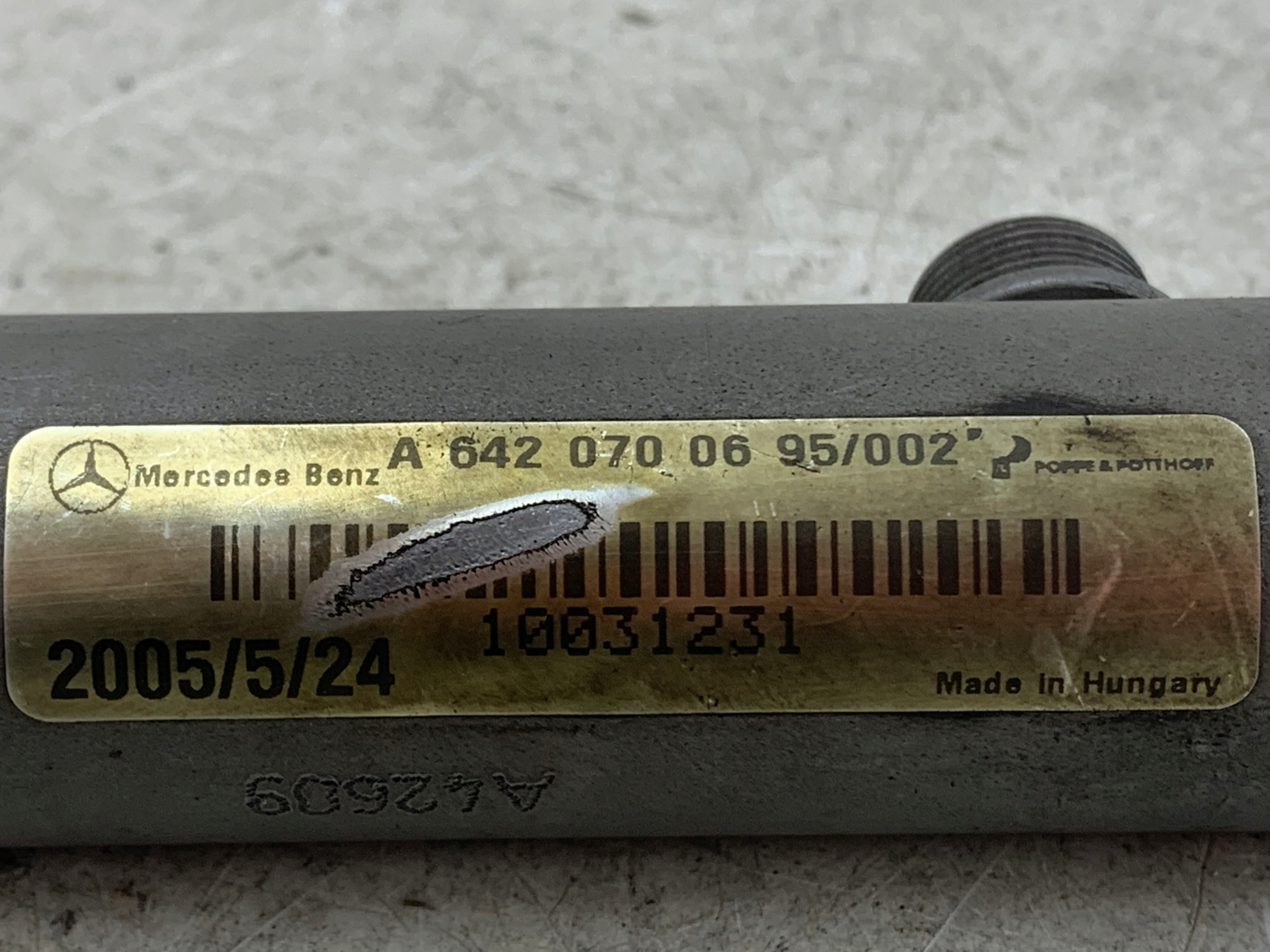 MERCEDES W211 3.0 CDI injection ramp + sensor A6420700695 A0041536728