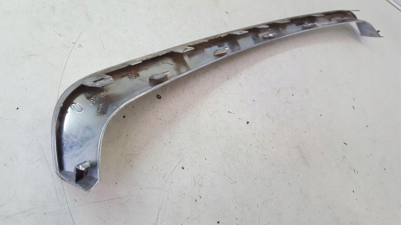 lišta nárazníku levá Renault Scenic III 1,2