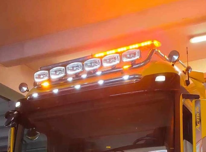 Orurowanie górne Mercedes Streamspace (duże)