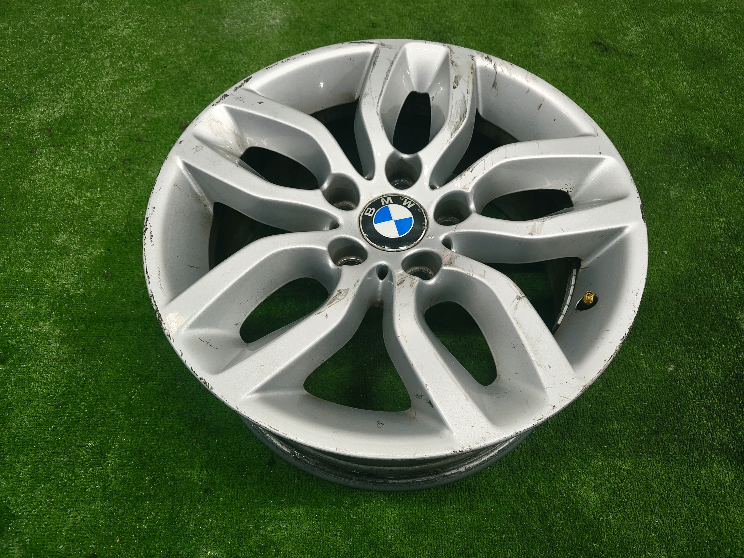 BMW X3 F25 disk hliníkový 17 CALI 6787576