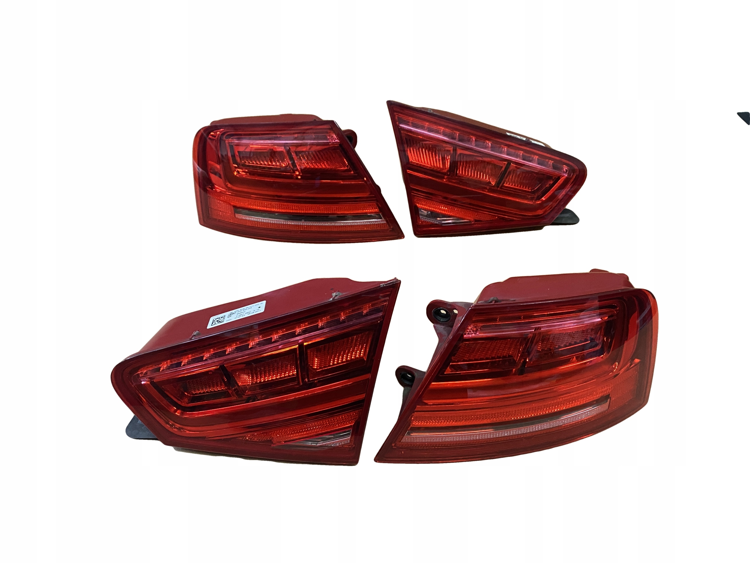 AUDI A8 4H D4 Leuchte heck LED 4H0945093