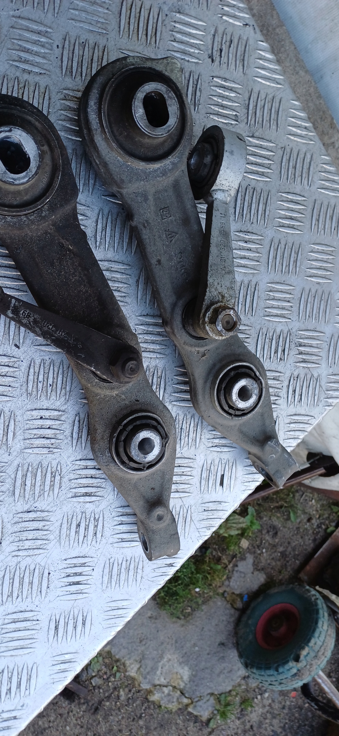 MERCEDES W211 Querlenker Spurstange Stabilisierungs- links oder rechts