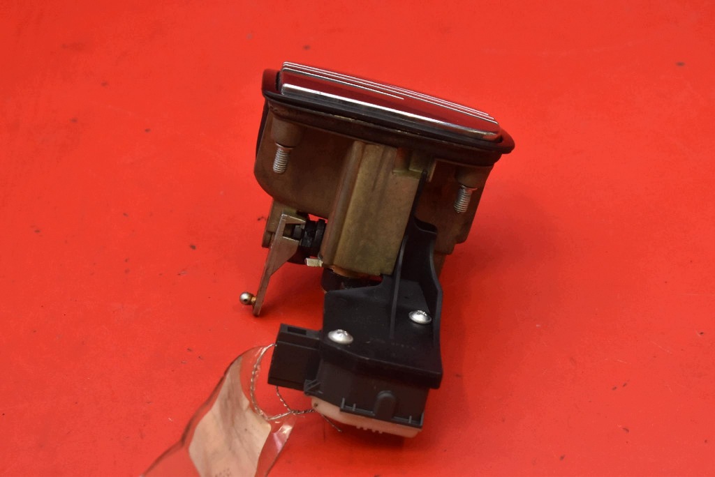 handle bonnet rear part boot 6L6827573D/E SEAT IBIZA 3 III 6L 3D HB 02-06